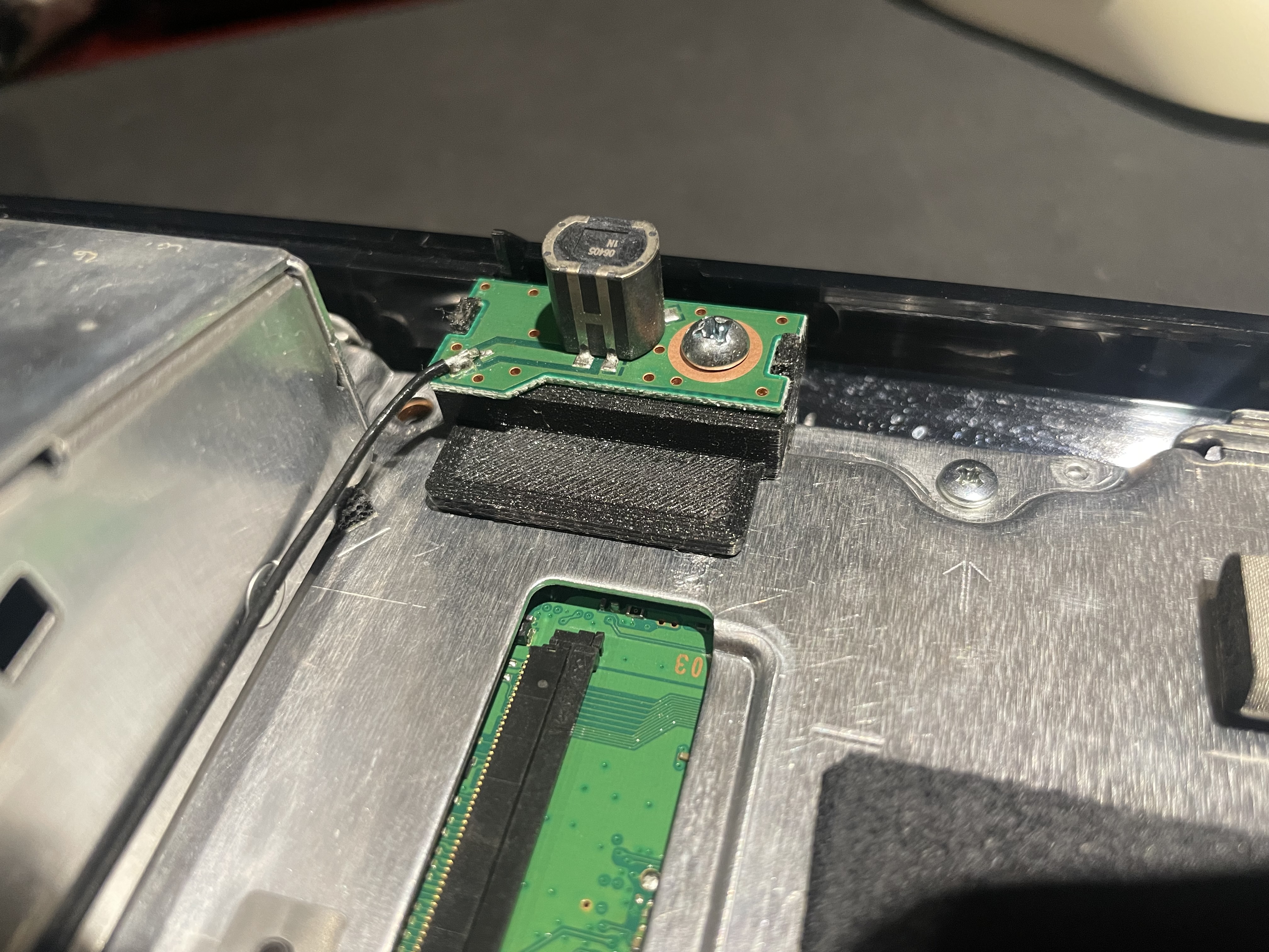 PS3 CECHB Antenna bracket