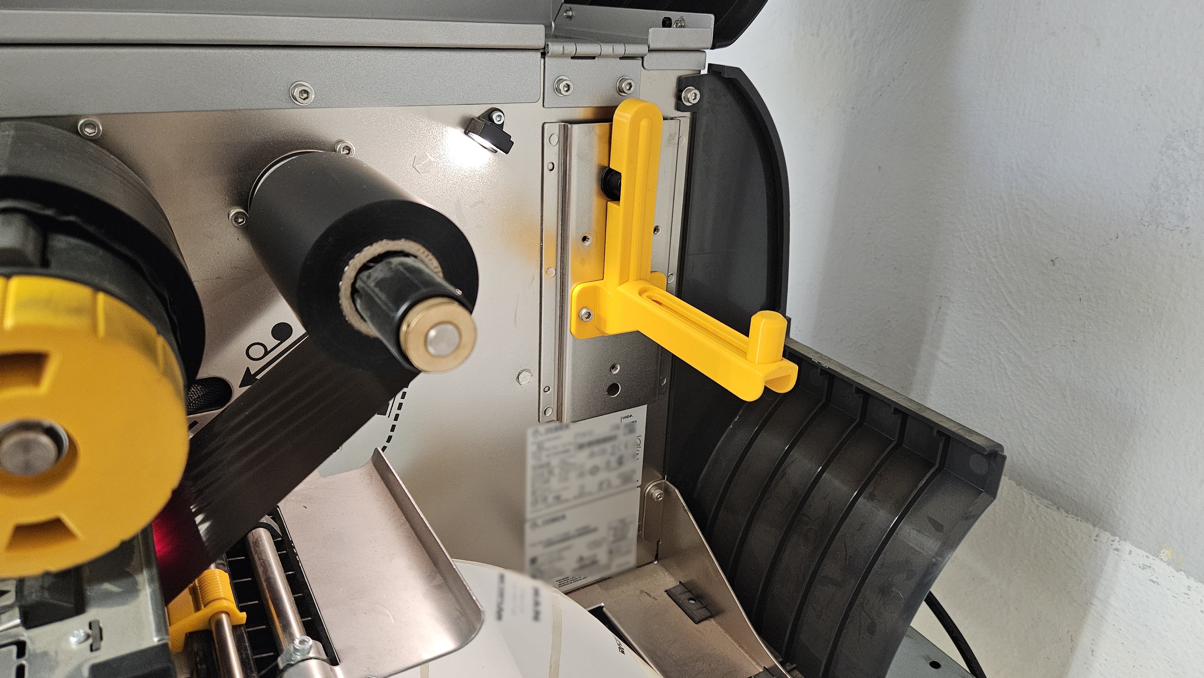 Zebra ZT410 Media Hanger v1 - Closer to original design