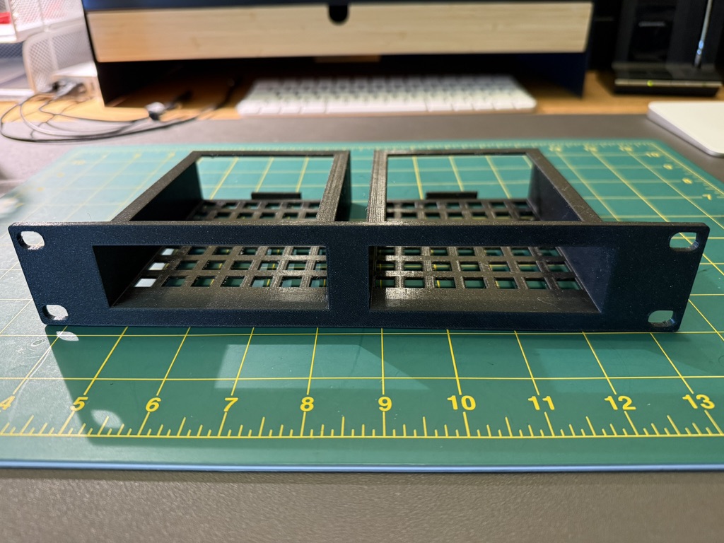 10" Homelab Rack Open USB Drive Bay