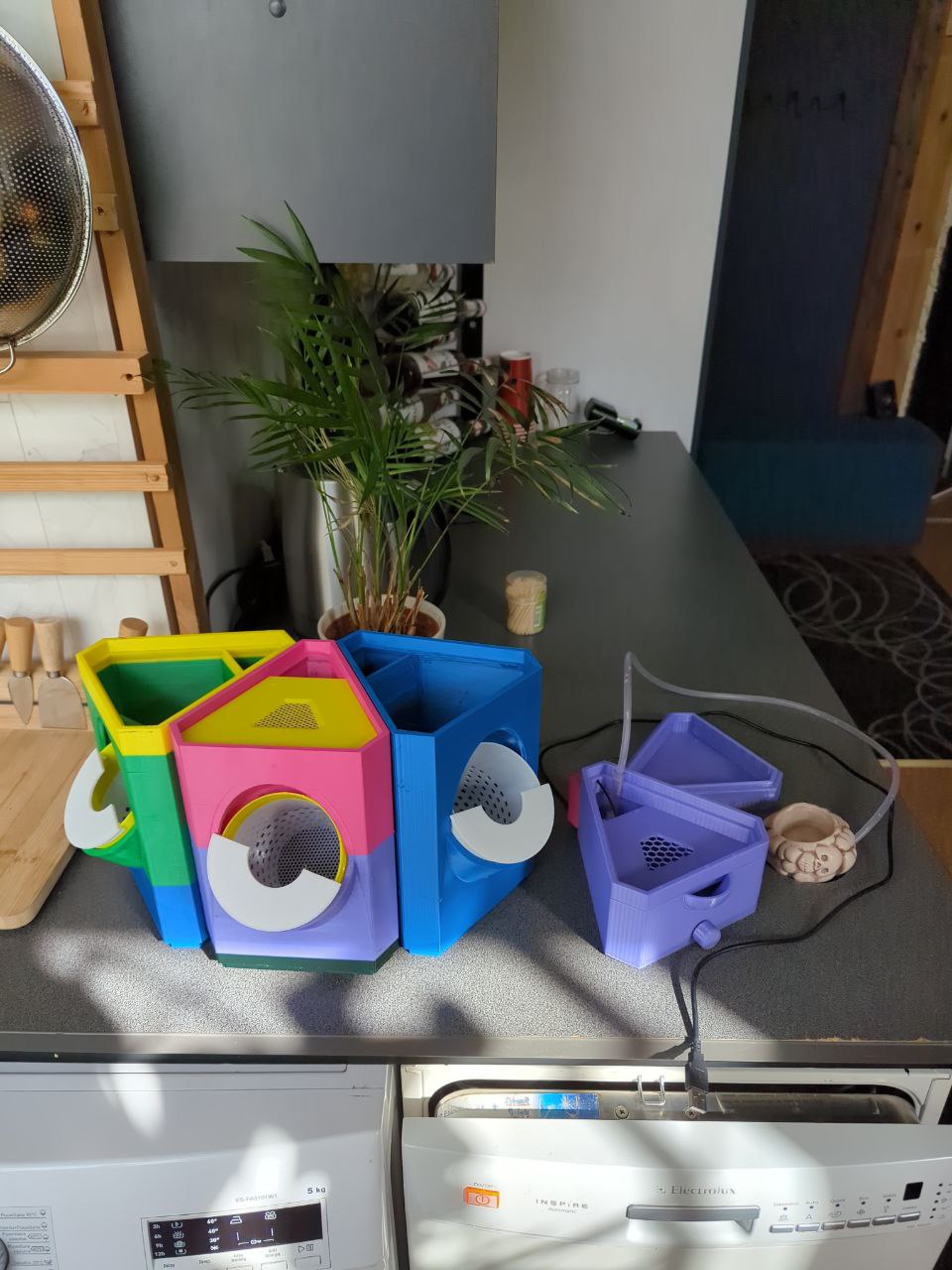 Modular Hydroponic Garden Tower MK1 (Stackable)