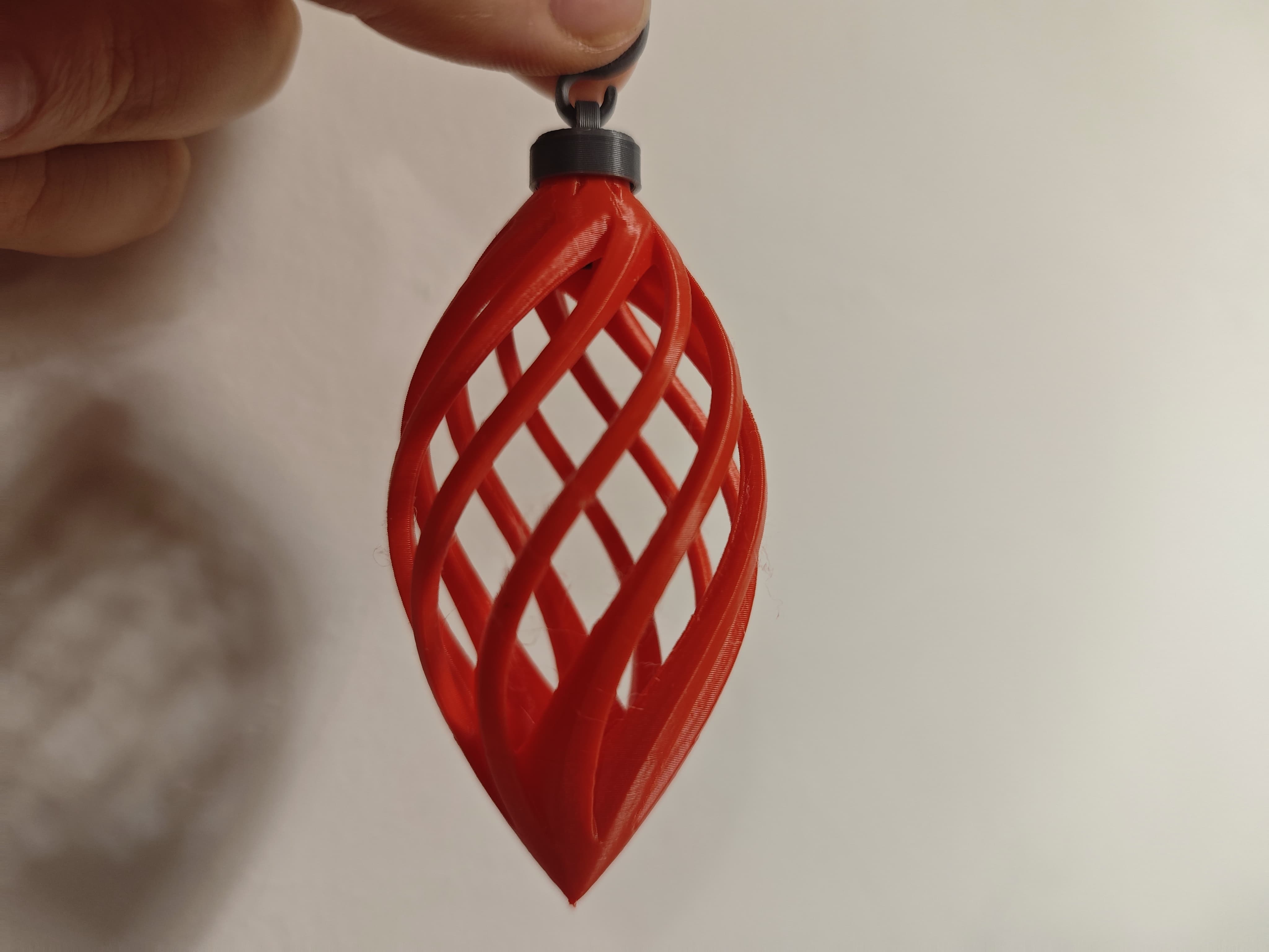 Everydays 020 – Hollow Spiral Christmas Ornament