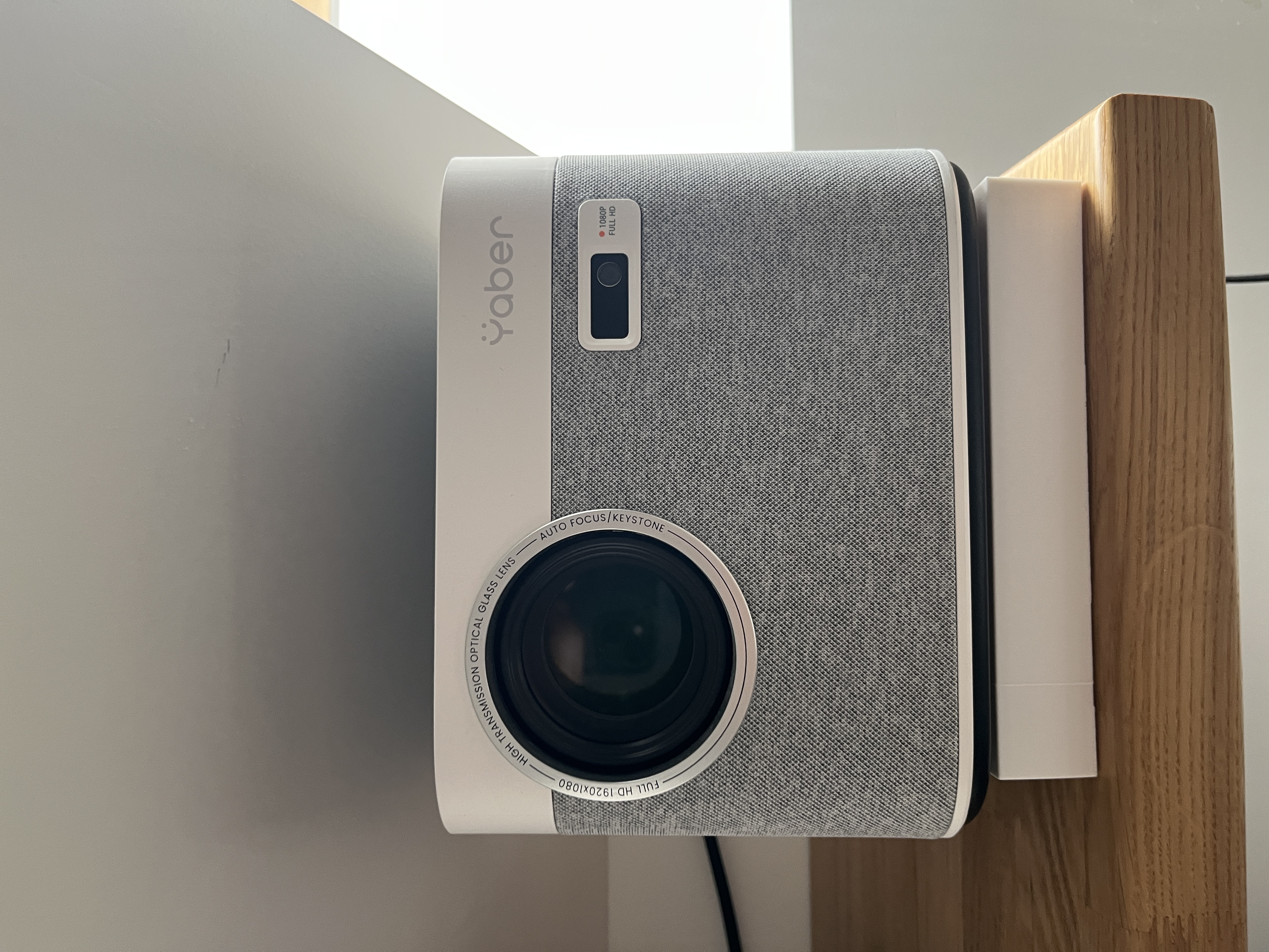 Miniatura 2 do modelo 3D Projector stand