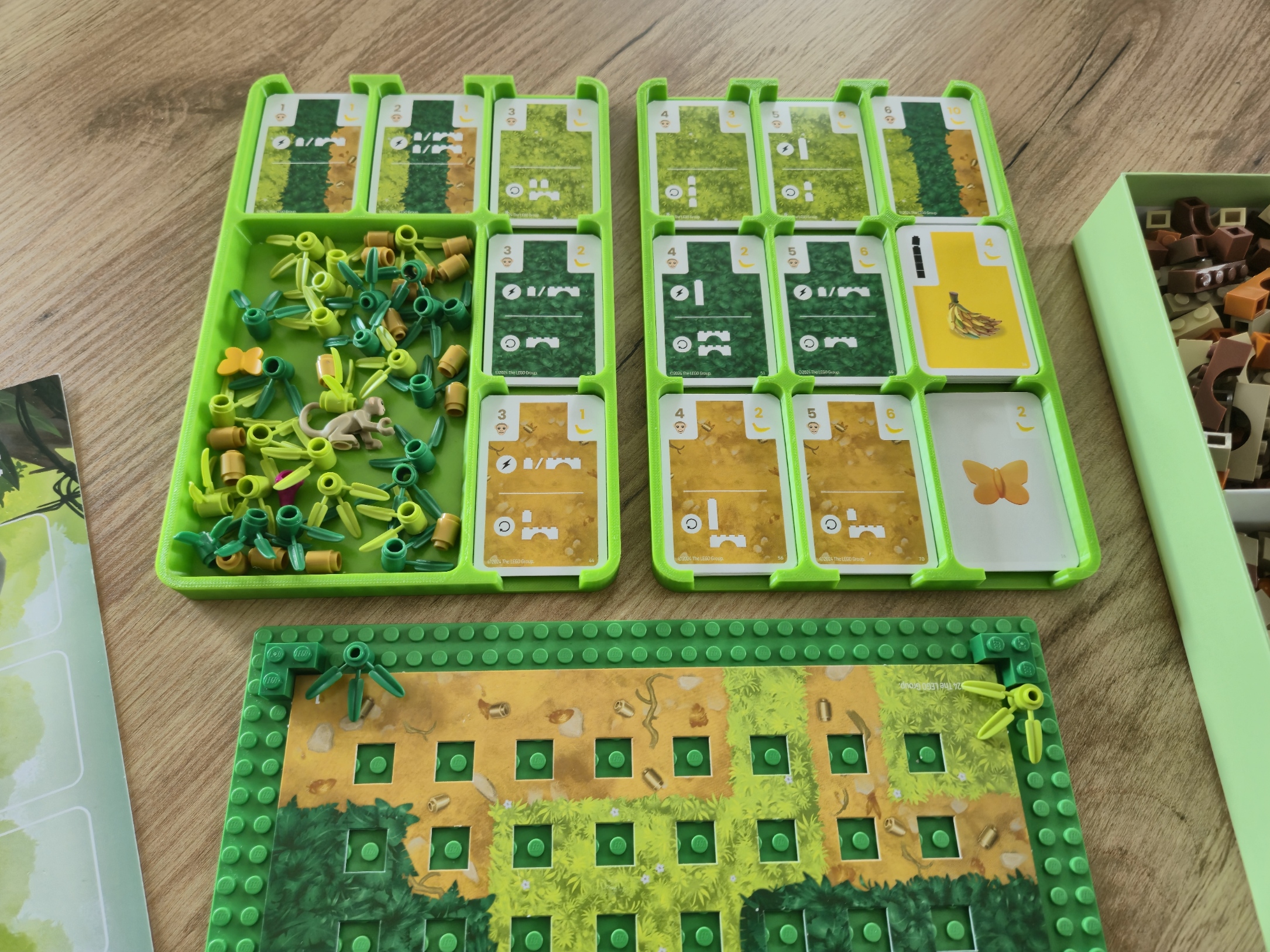 Monkey Palace Cards Organizer for Prusa printers, lower profile, easy card pickup feature