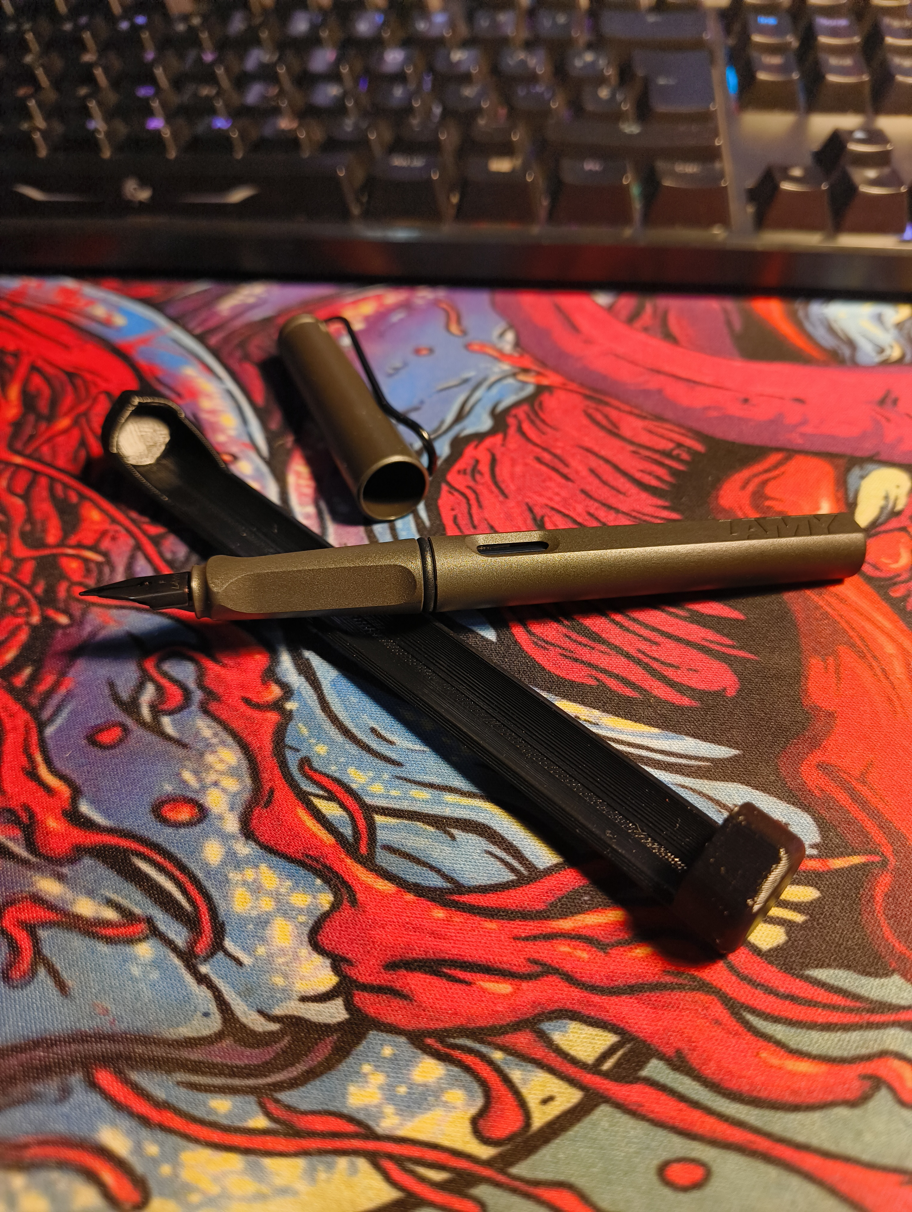 Pocket carry lock for the Lamy Safari