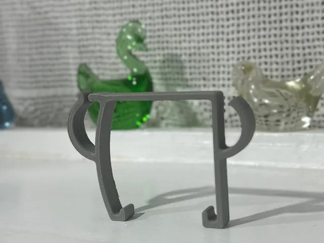 D-Shaped Shower Curtain Holder