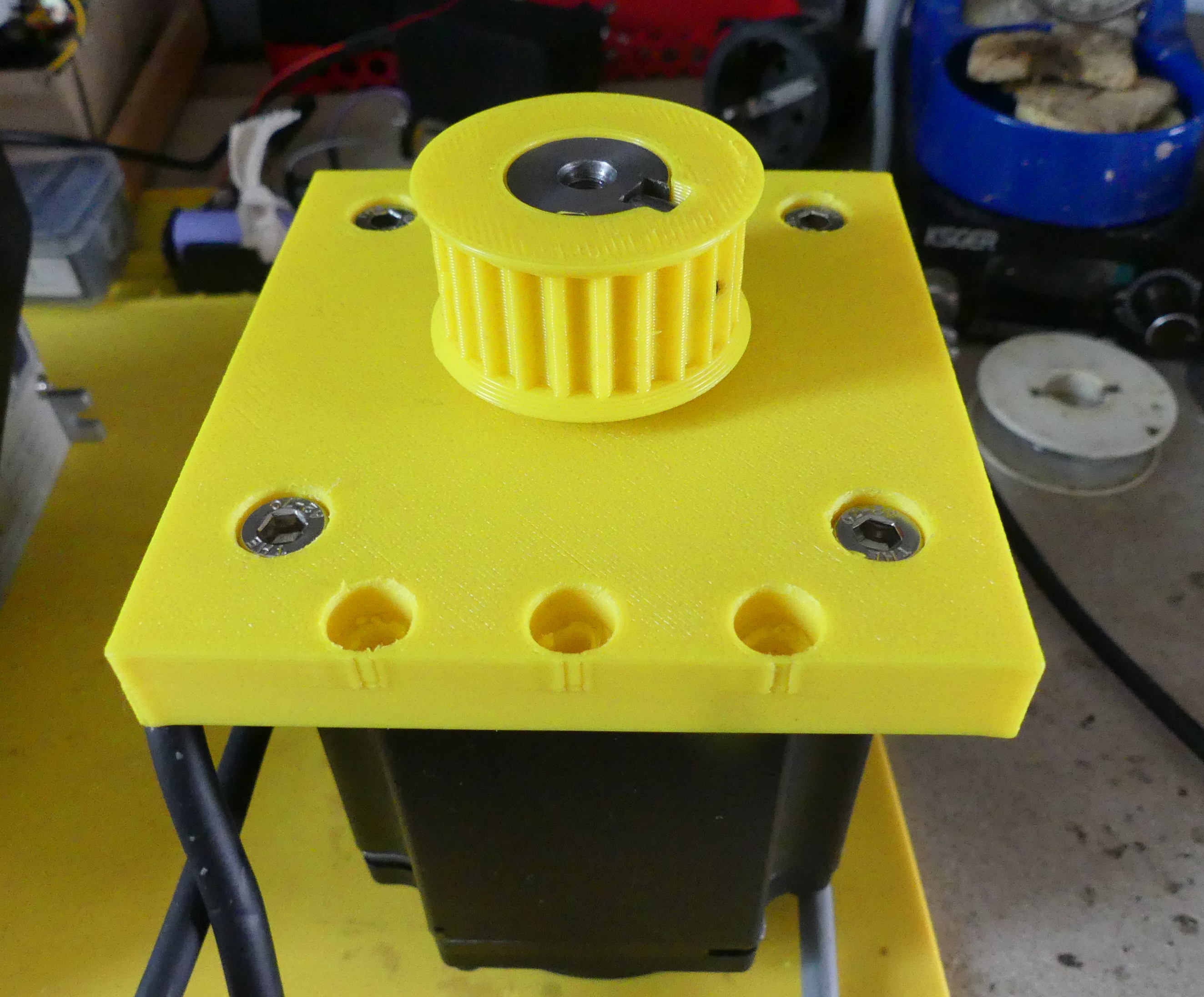 Mounting Plate for Servo