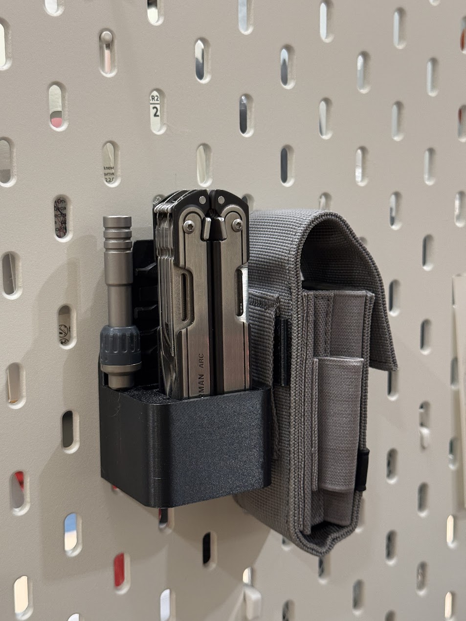 Skadis Leatherman Arc holder for T-Clip 3D model thumbnail