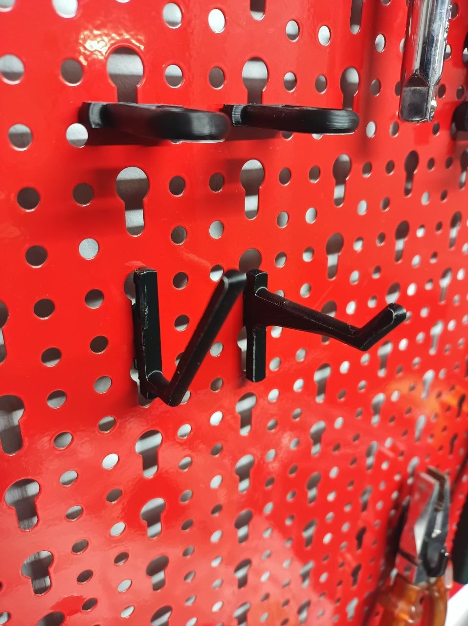Miniatura 2 do modelo 3D Keyhole Pegboard Hooks Set (Multiple Types)