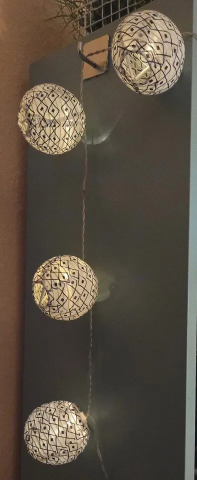 IKEA String Lights Lampion support structure by Power
