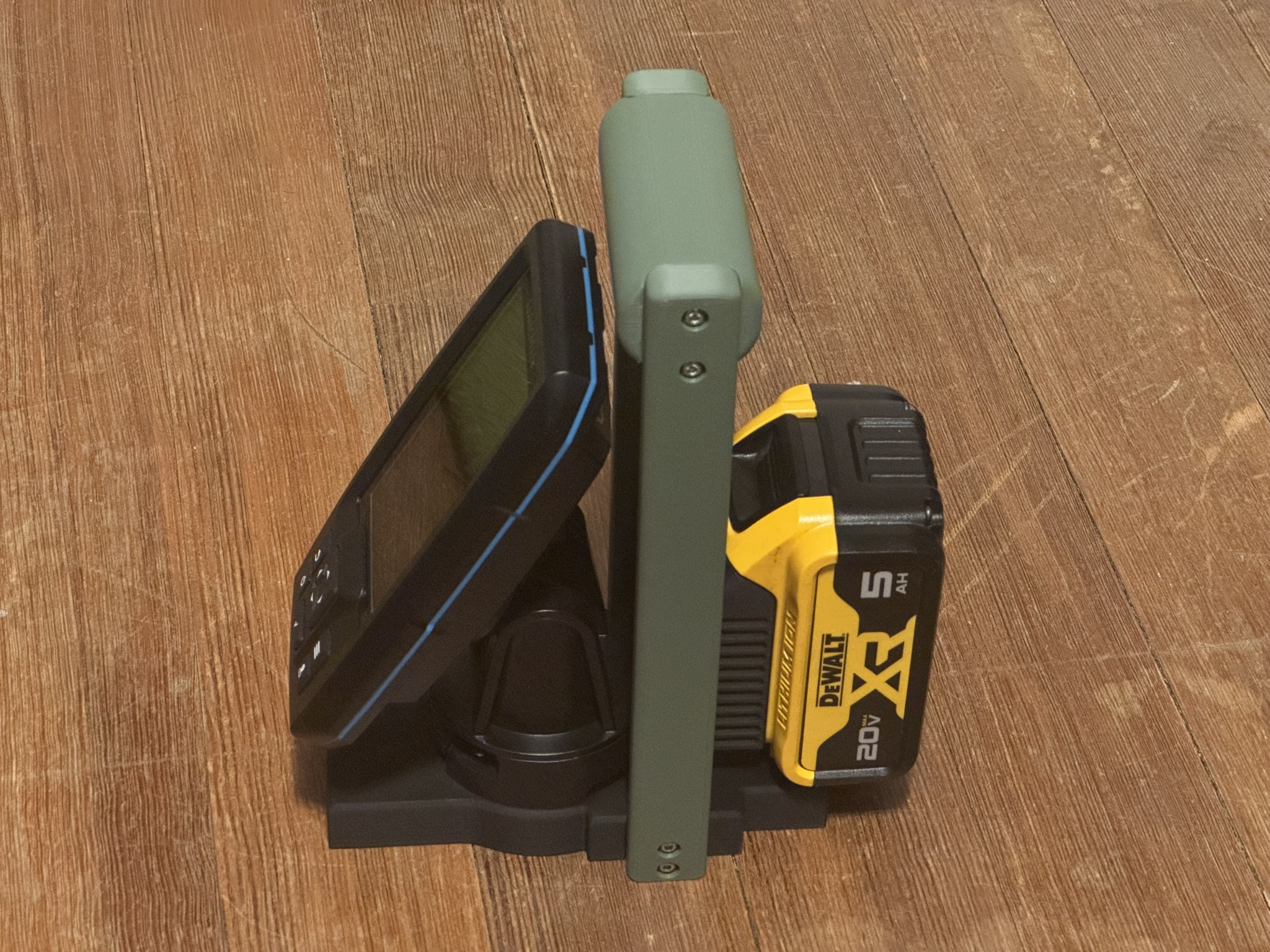Garmin Striker 4 Ice Fishing Rig