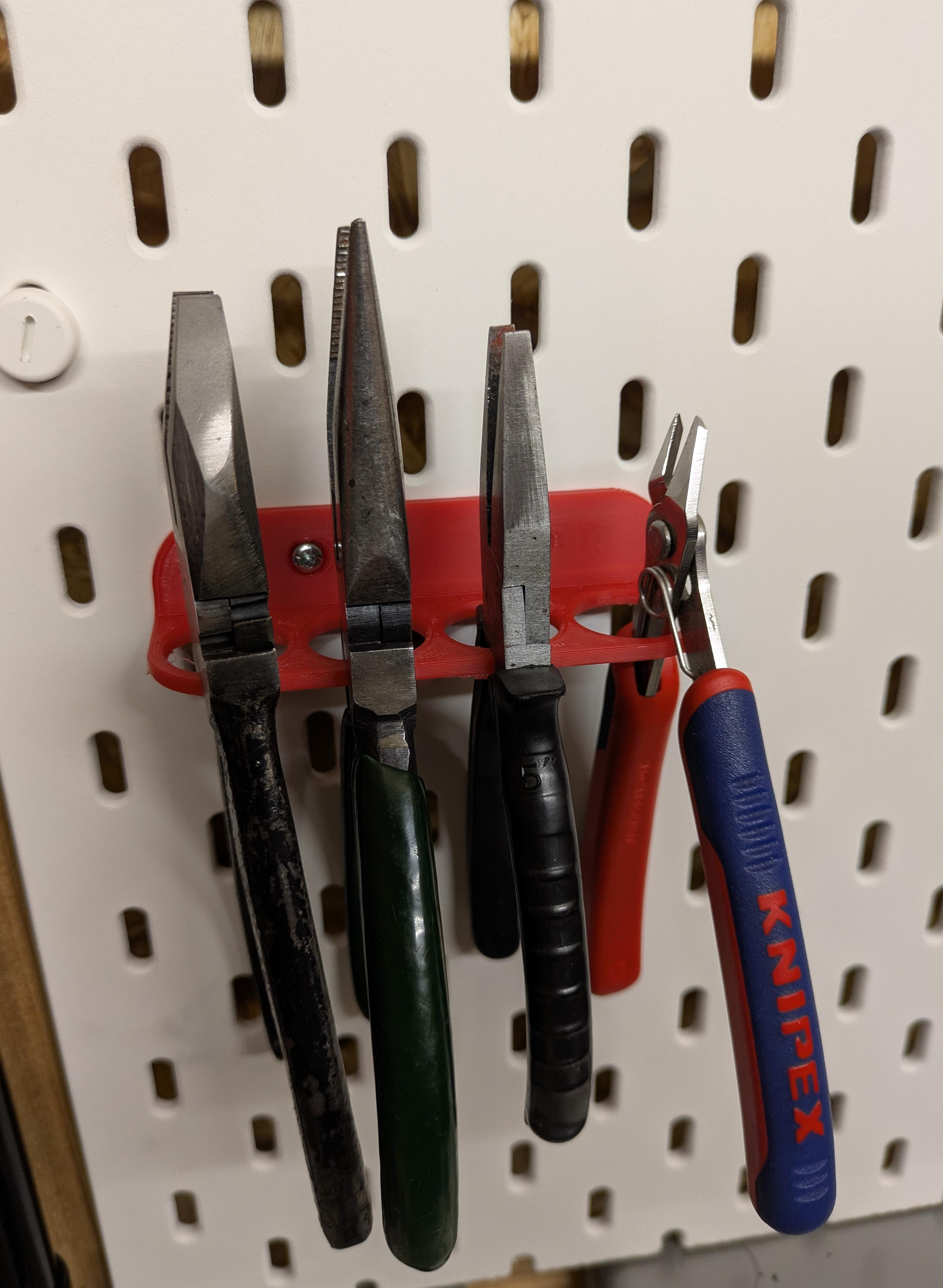 Skadis T-Nut Pliers Holder