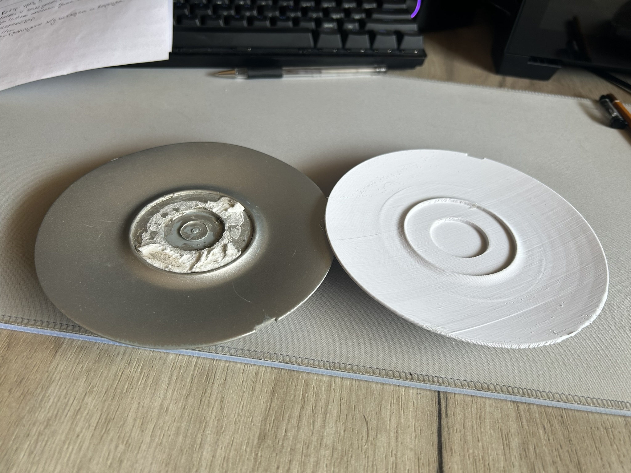 Volkswagen / Skoda center wheel cap