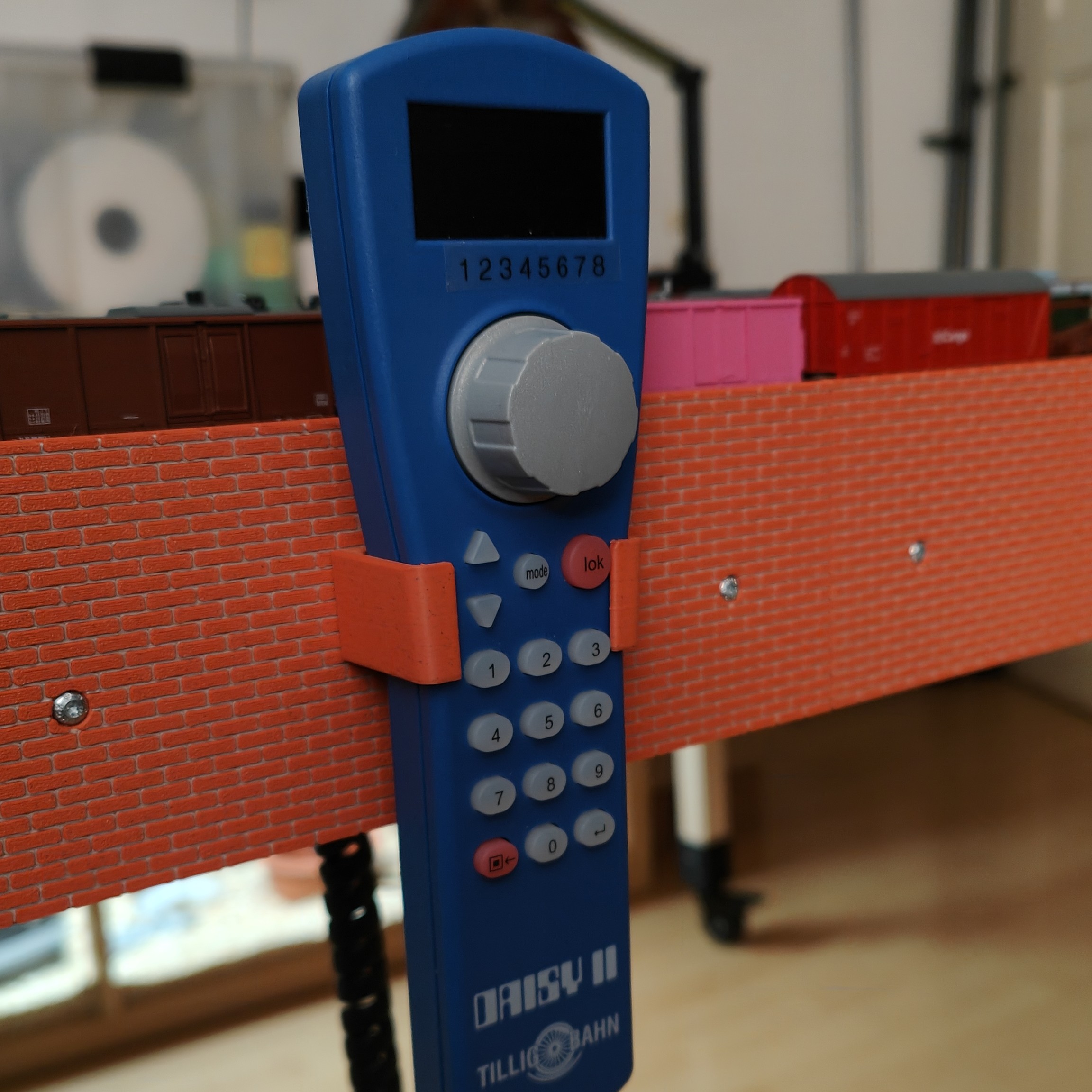 Uhlenbrock Daisy II Holder