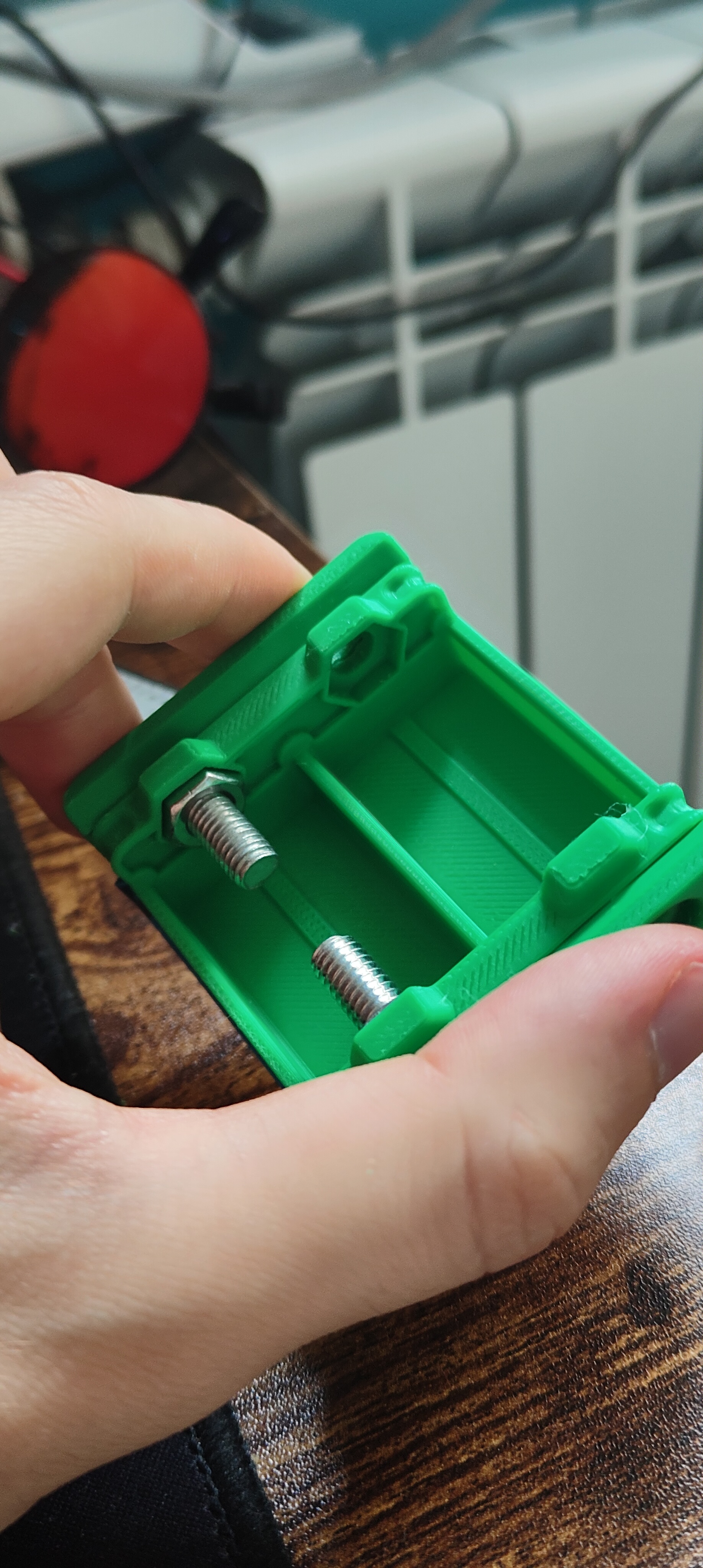 Superior Sandpaper Holder Pro V1 Ergonomic M6