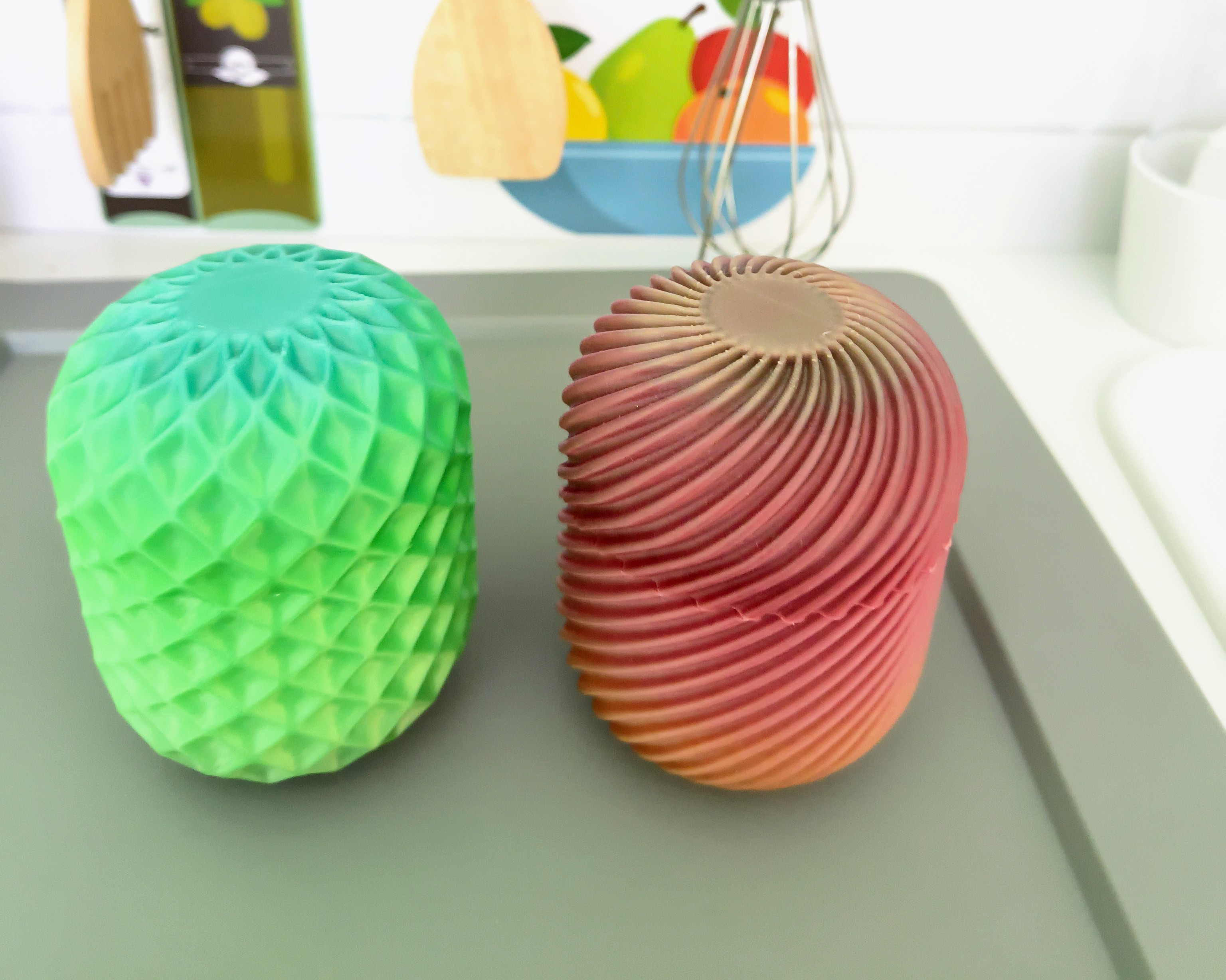 Tactile Twist Containers — miniatura 4