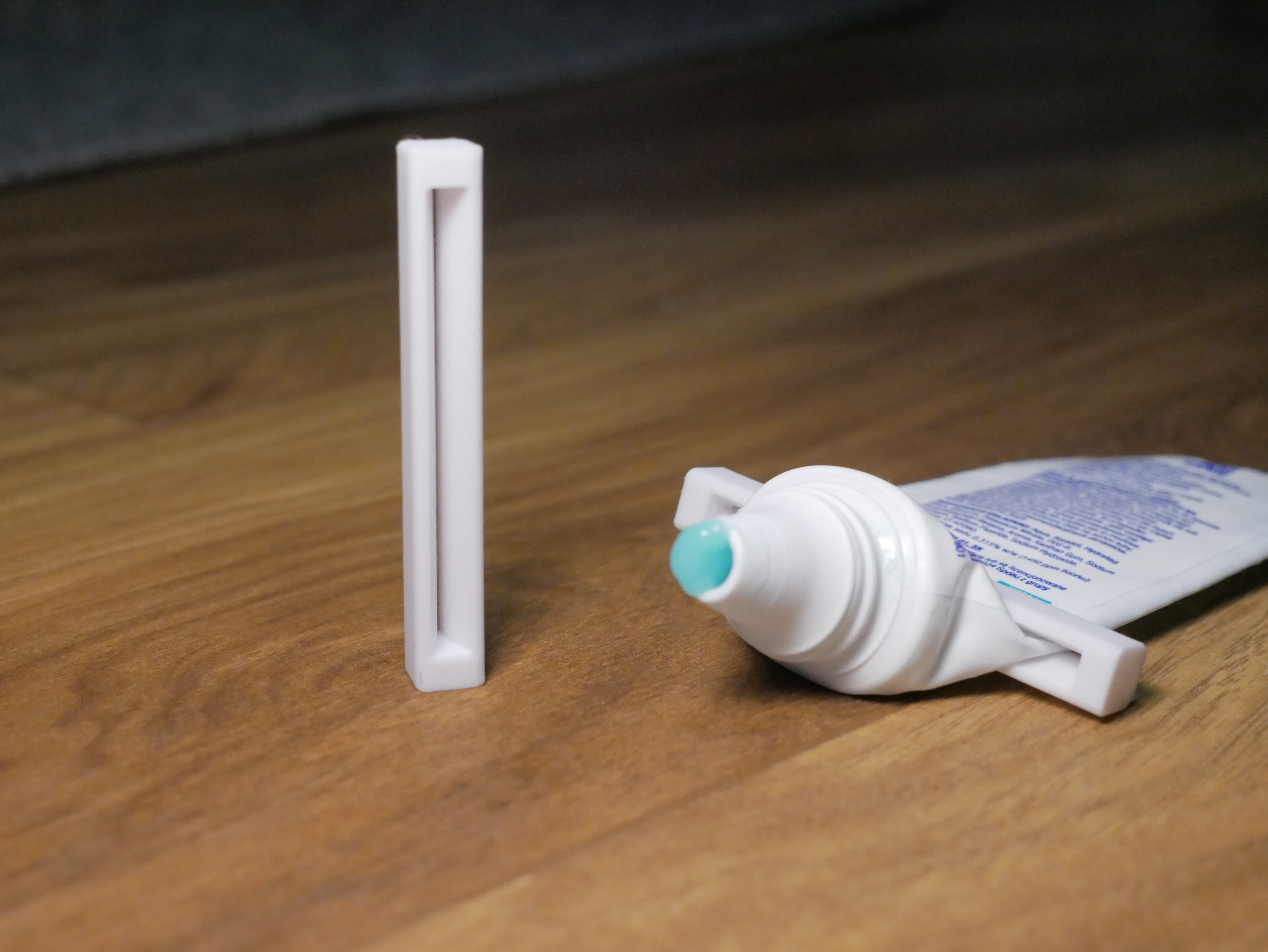 Pillar Toothpaste Squeezer
