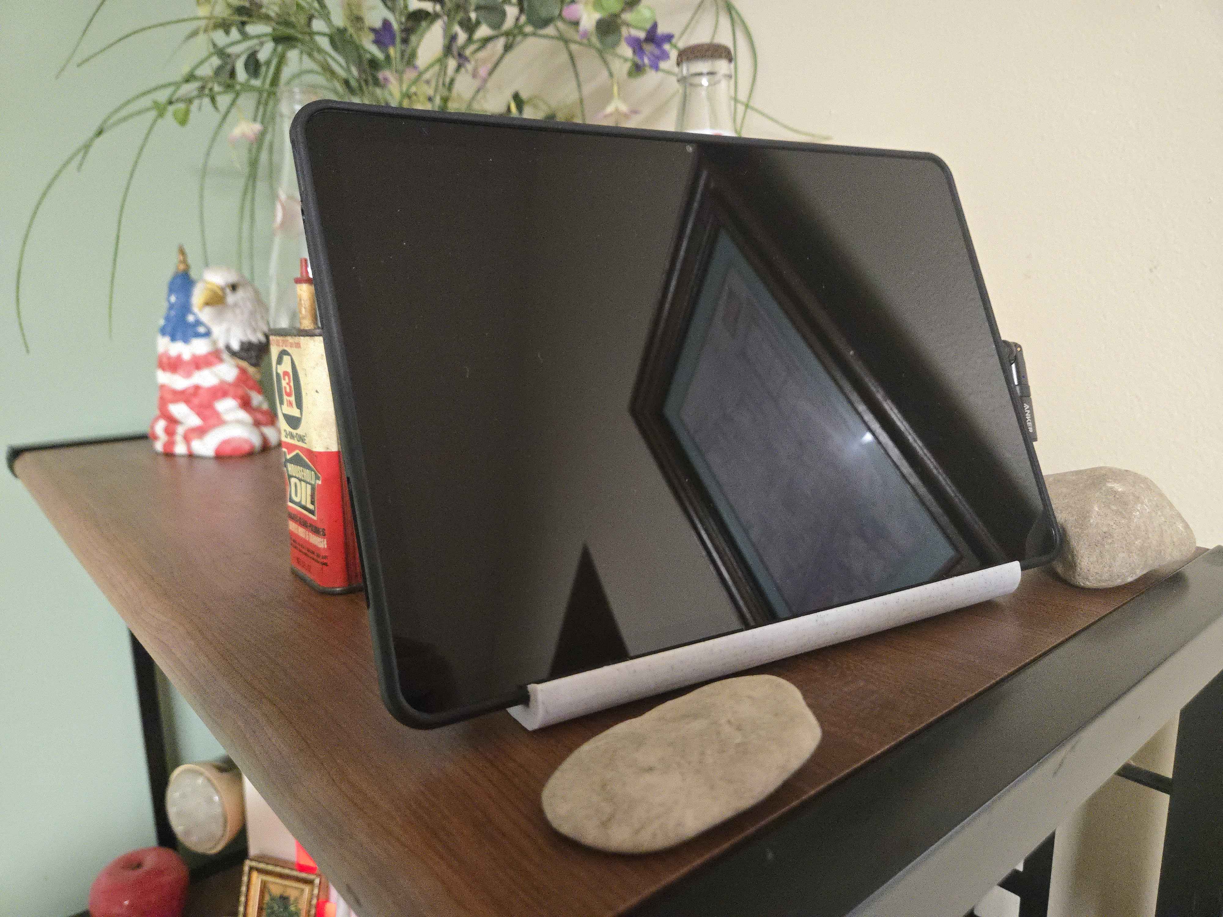 Chunky Tablet Stand - W I D E Edition