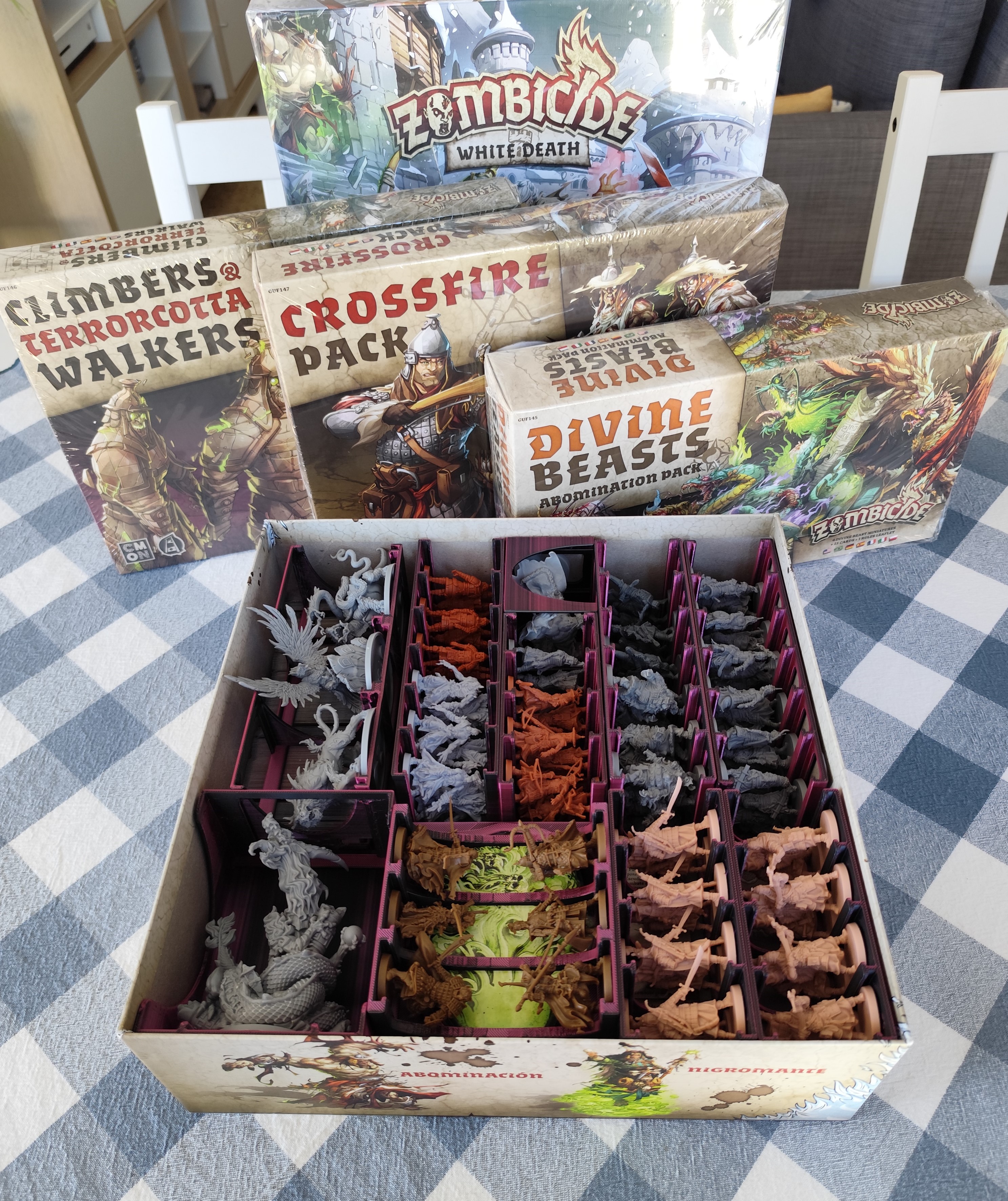 Zombicide: White Death + Expansions INSERT