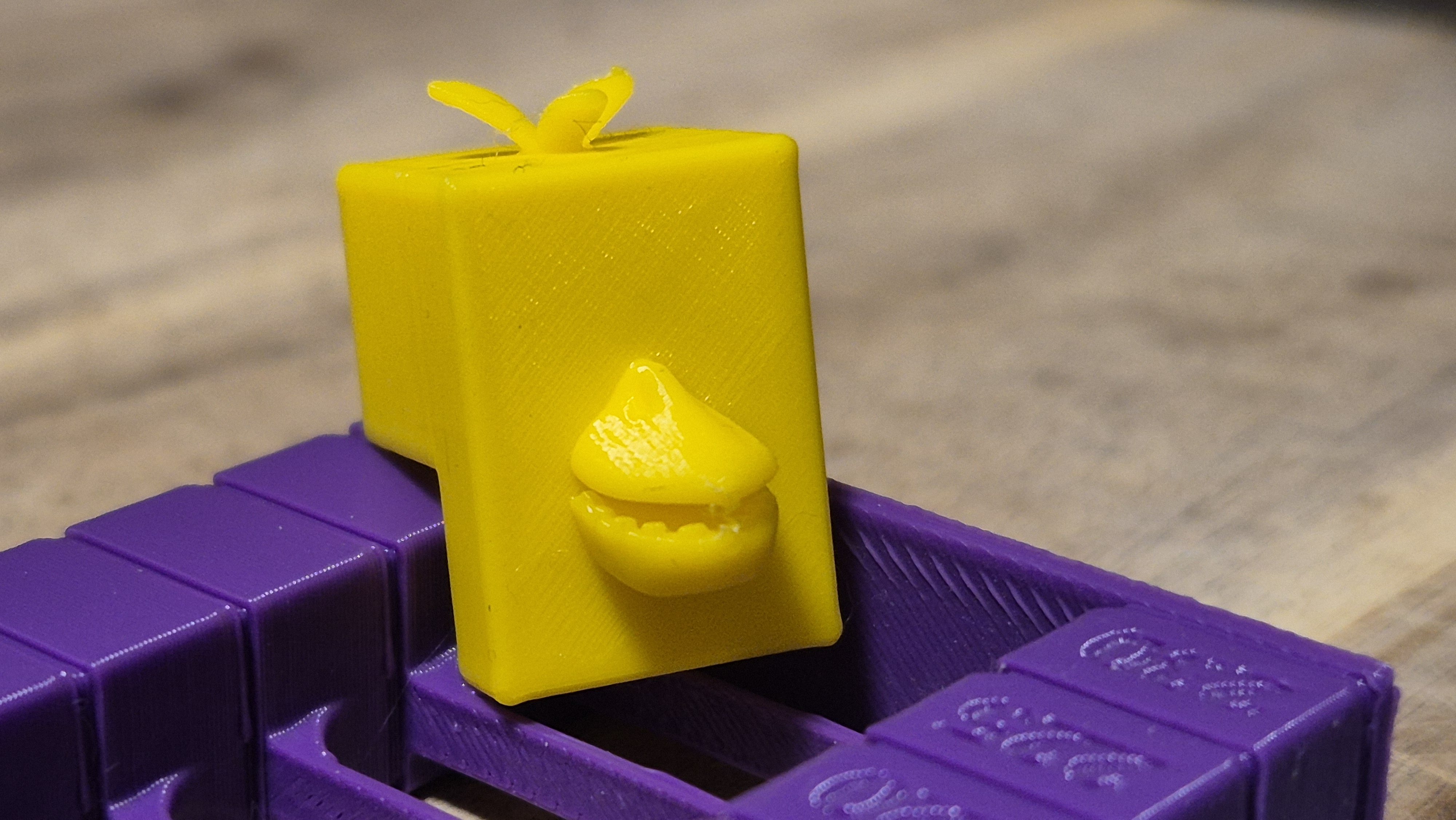 Dummy 13 / Easy 13 FNAF Chica head 3D model thumbnail