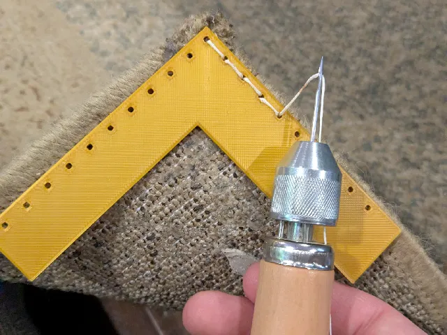 Rug corner stay - sew on