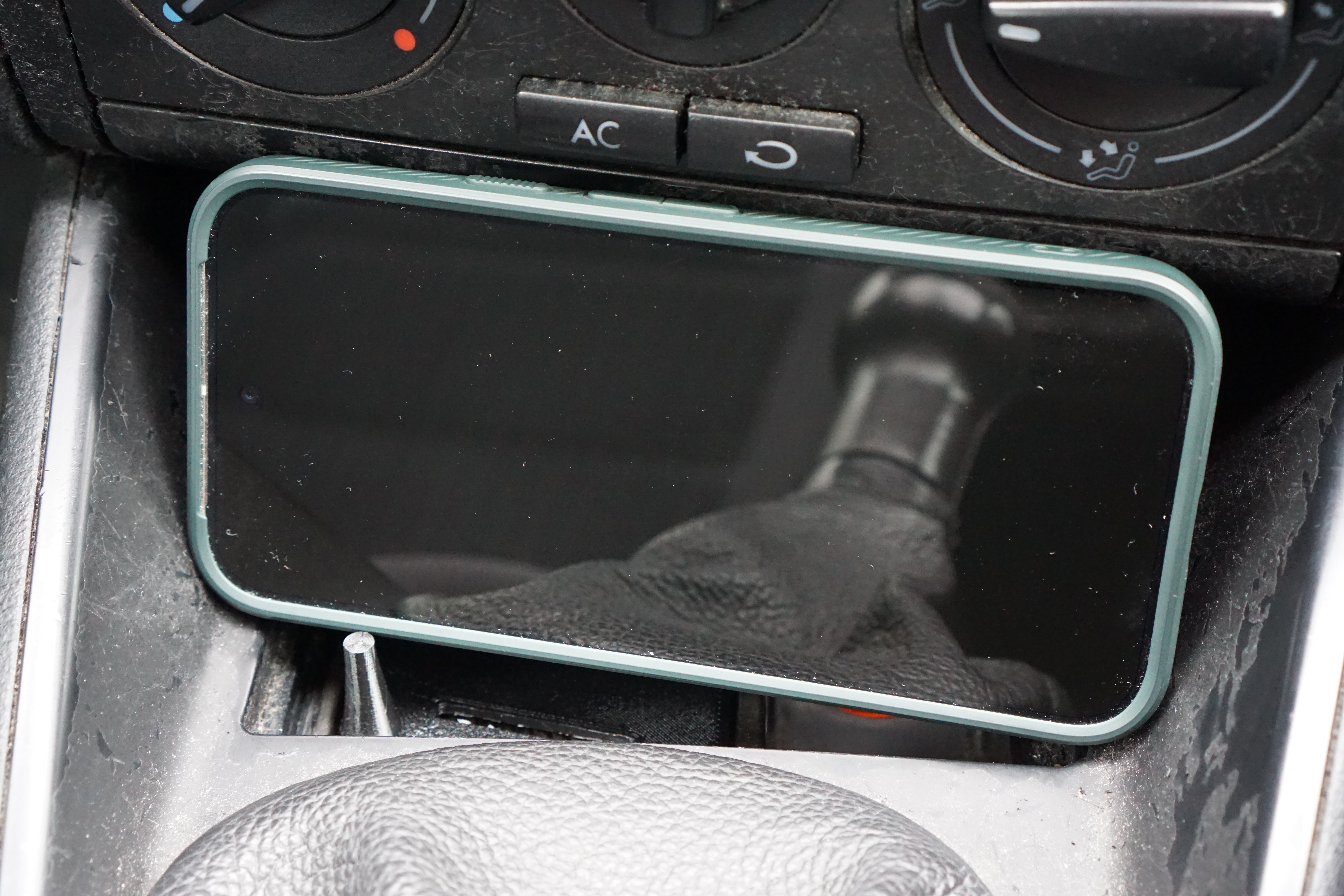 Phone Holder for Golf 4/Bora