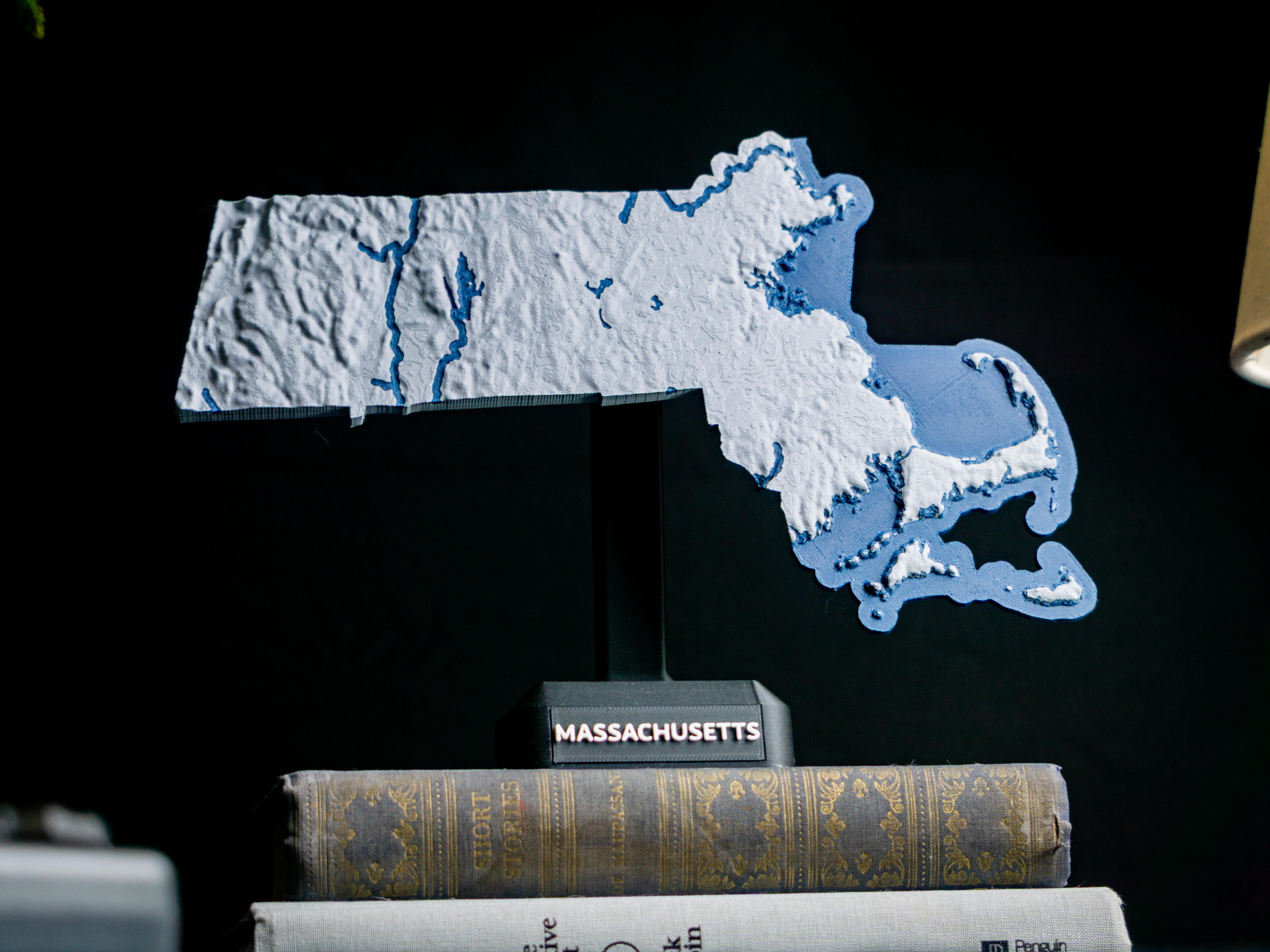 Massachusetts, USA (MA) Topographic Map with Hydrographic Features