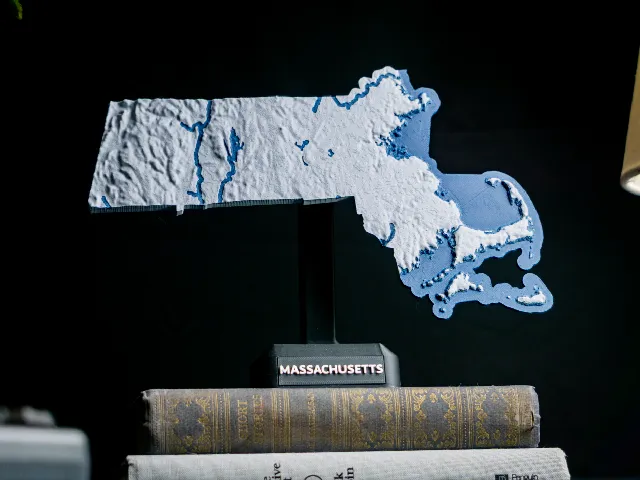 Massachusetts, USA (MA) Topographic Map with Hydrographic Features
