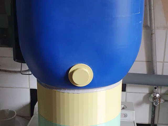 Detergent silo