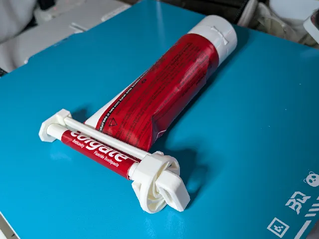 toothpaste squeezer easy removal
