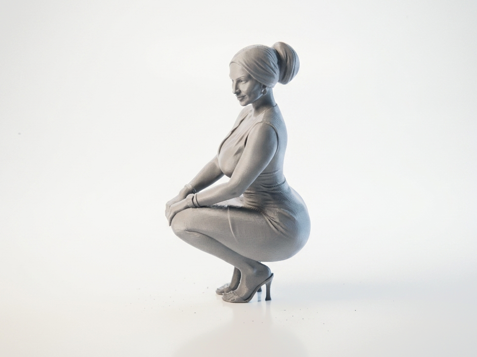 Squatting Lady Figurine Female Art 3D Printable