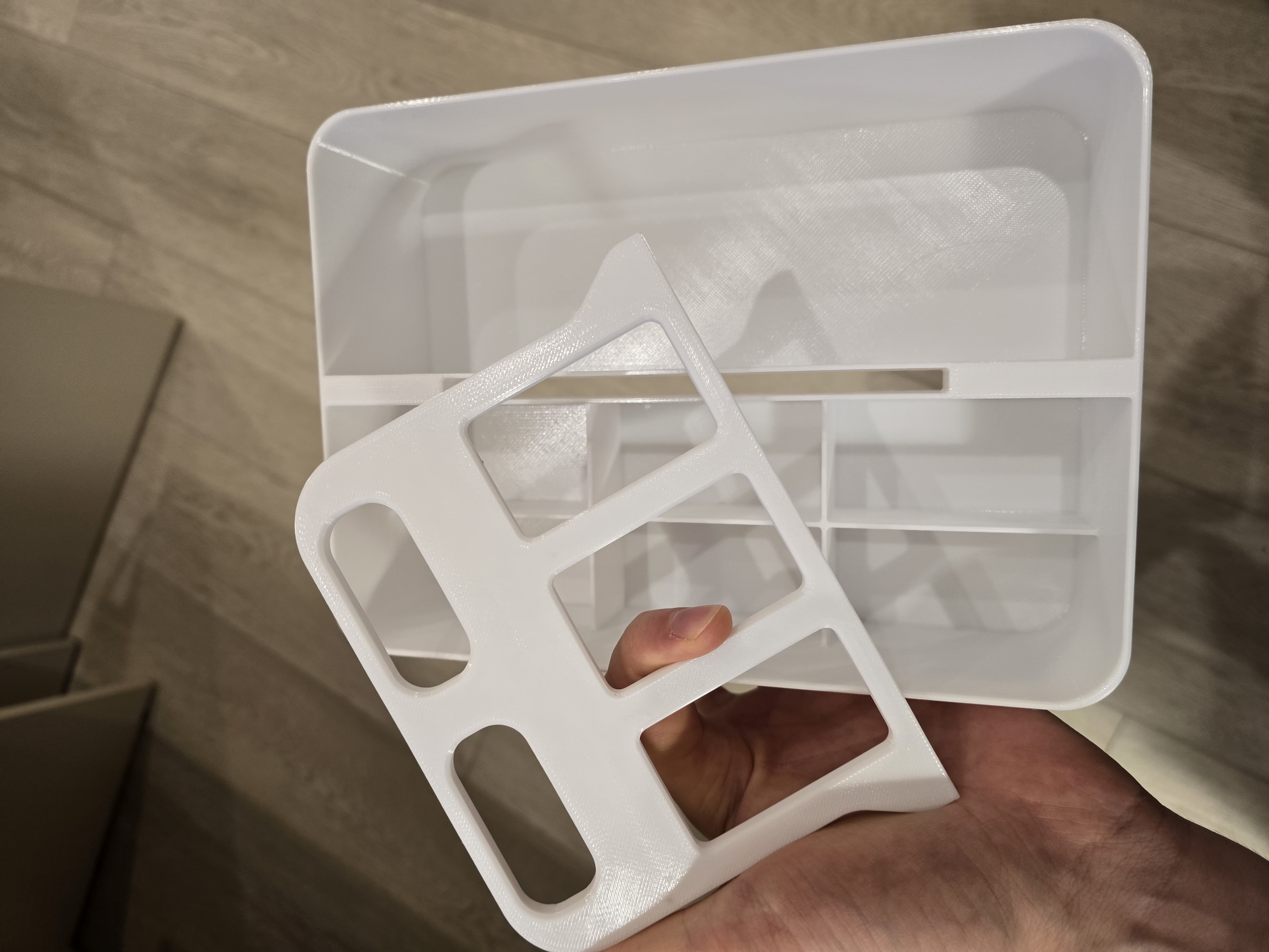 ToolBox with handle and sections - Open Source and fully parametric — miniatura 5