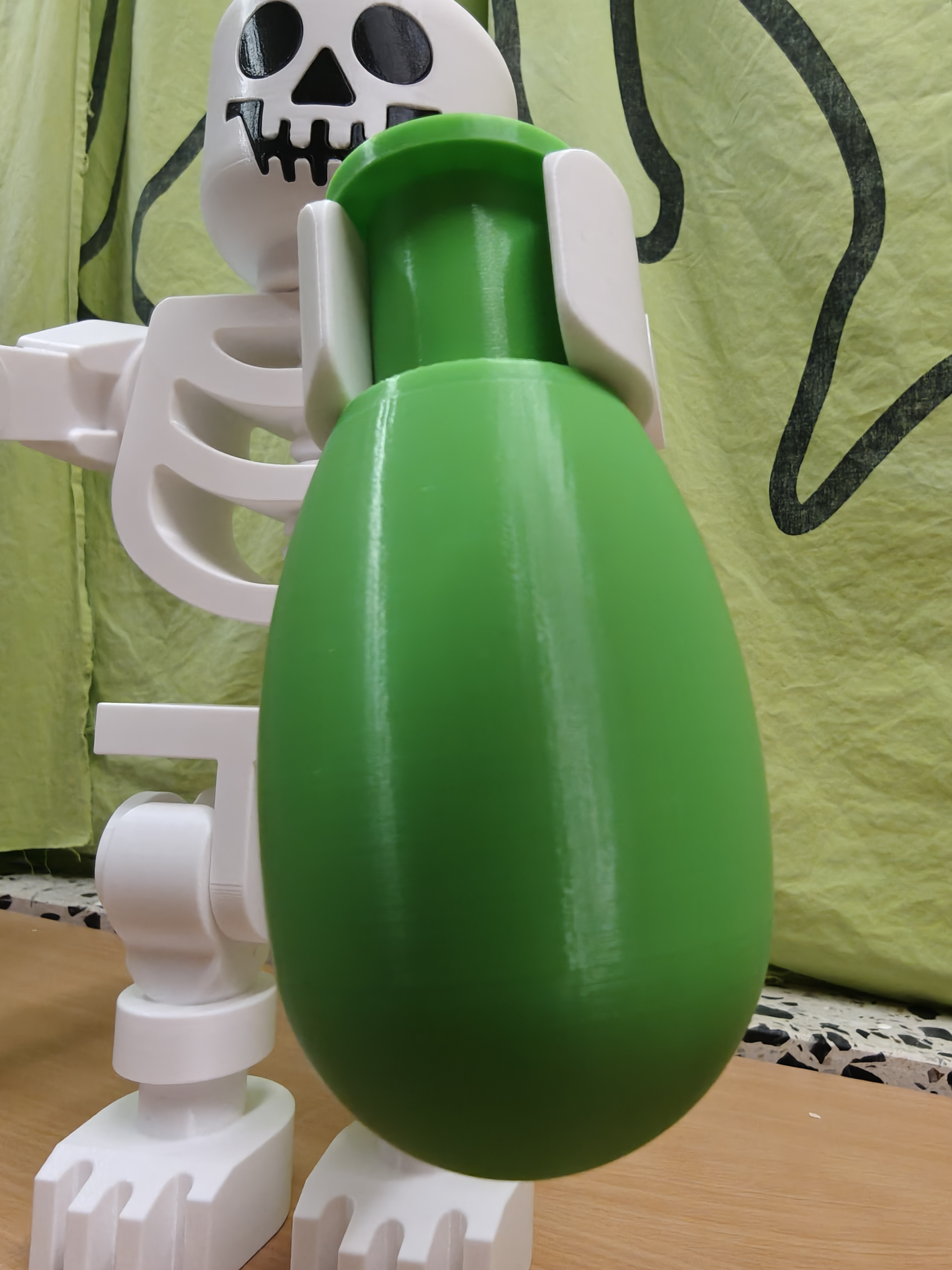 Miniatura 3 do modelo 3D Potion bottle for Mega Brick Skeleton (10:1 scale)