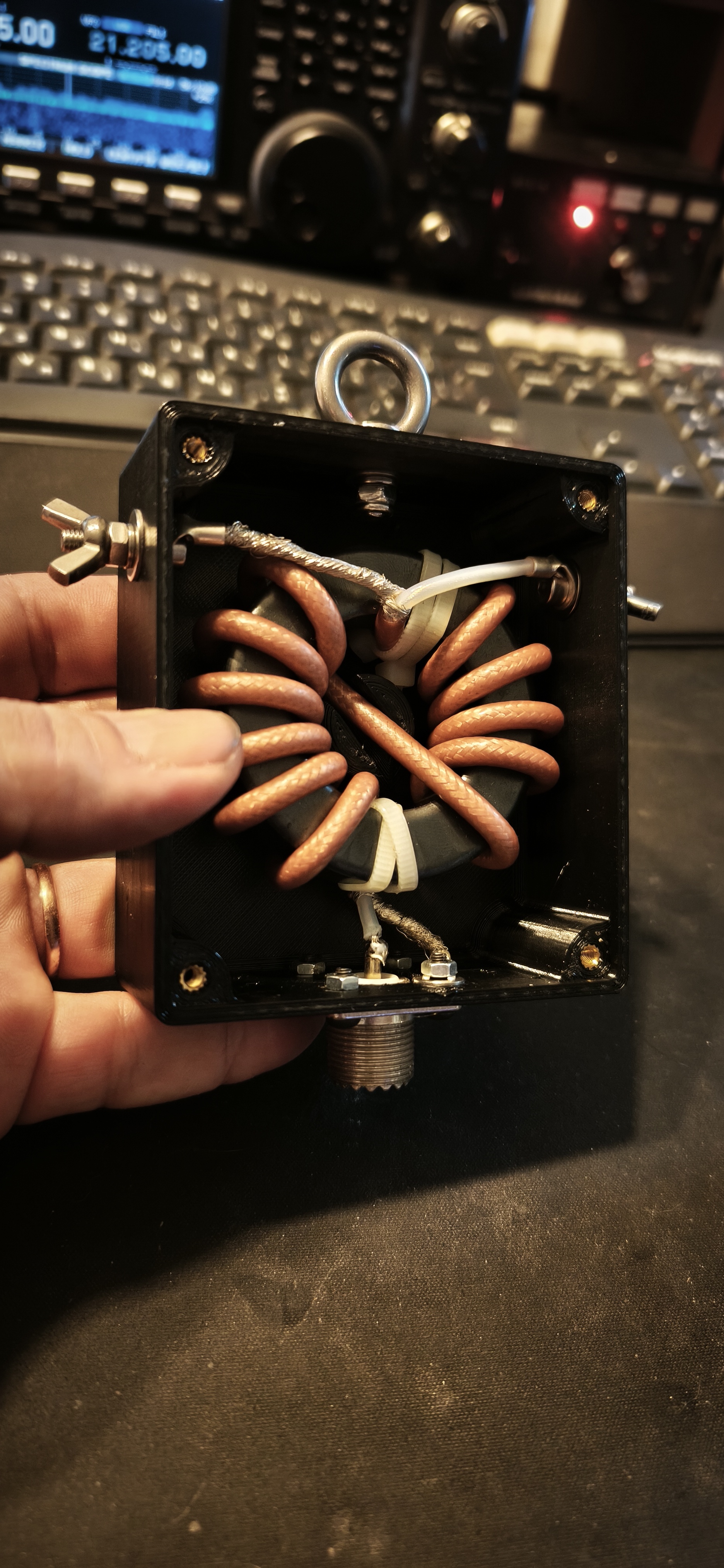 Choke/Balun casing — miniatura 2
