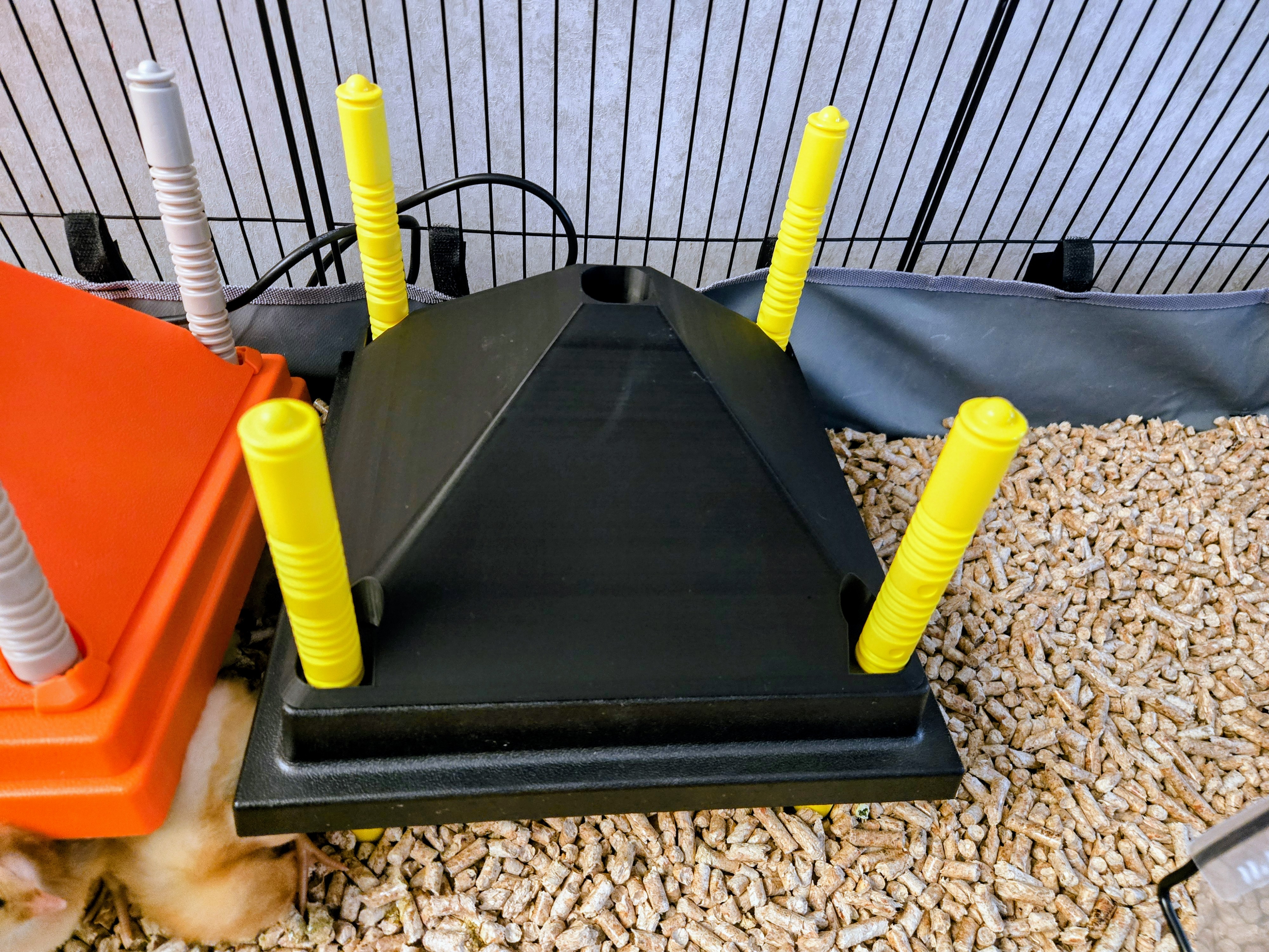 Chicken Brooder Heatplate Pyramid (Poop) Guard. 10"x10"