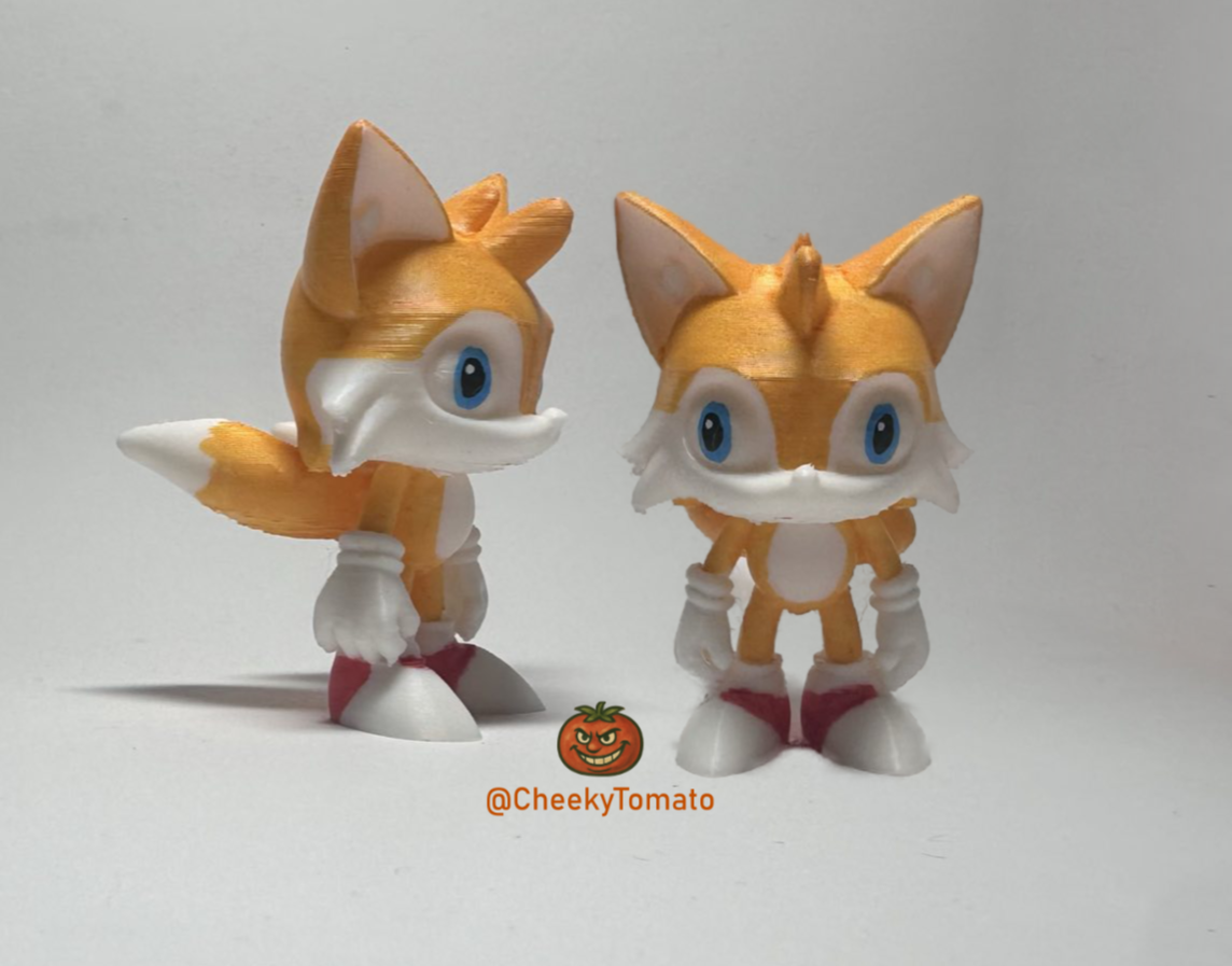 Tails DeskBuddy