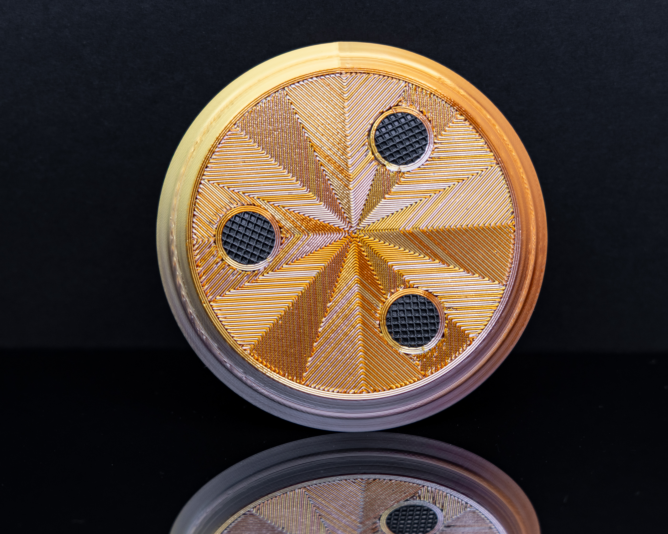 Miniatura 4 do modelo 3D Nesting Geometric Coasters – Stackable Triangle Grip Design