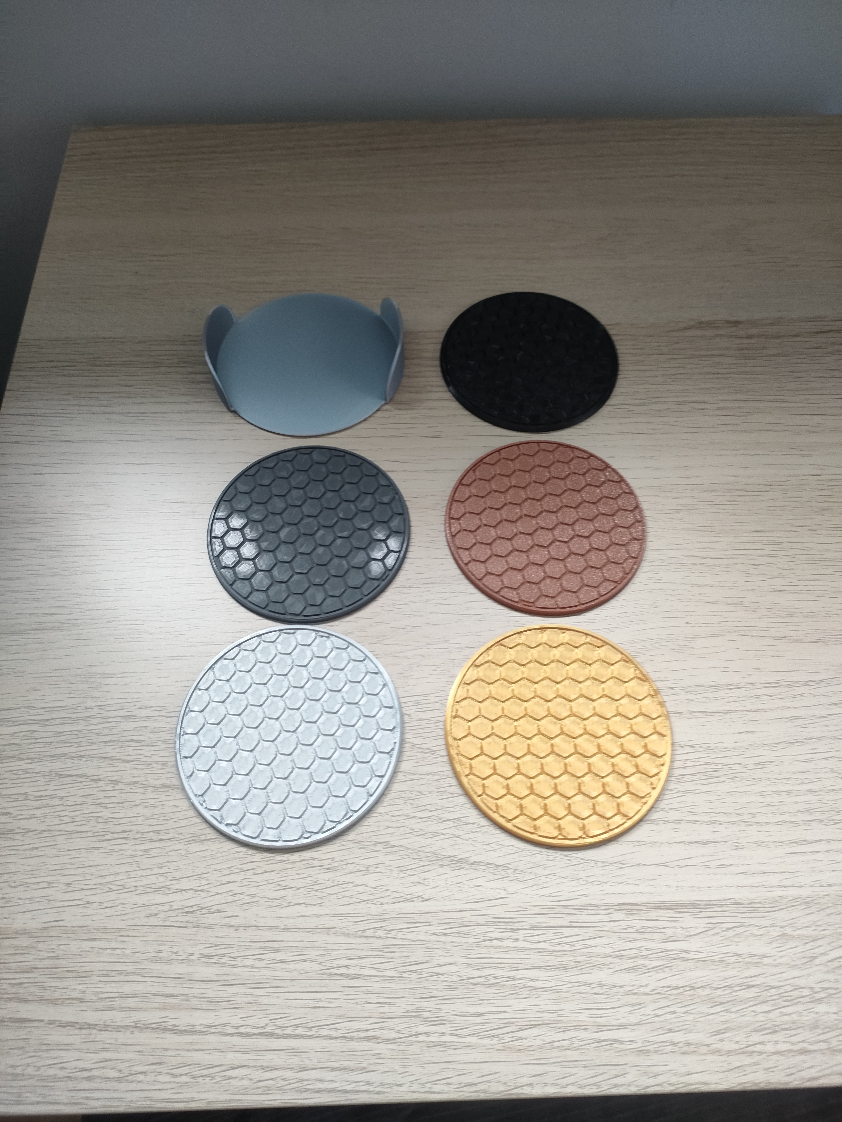 Miniatura 3 do modelo 3D Coasters with holder - Hexagonal pattern
