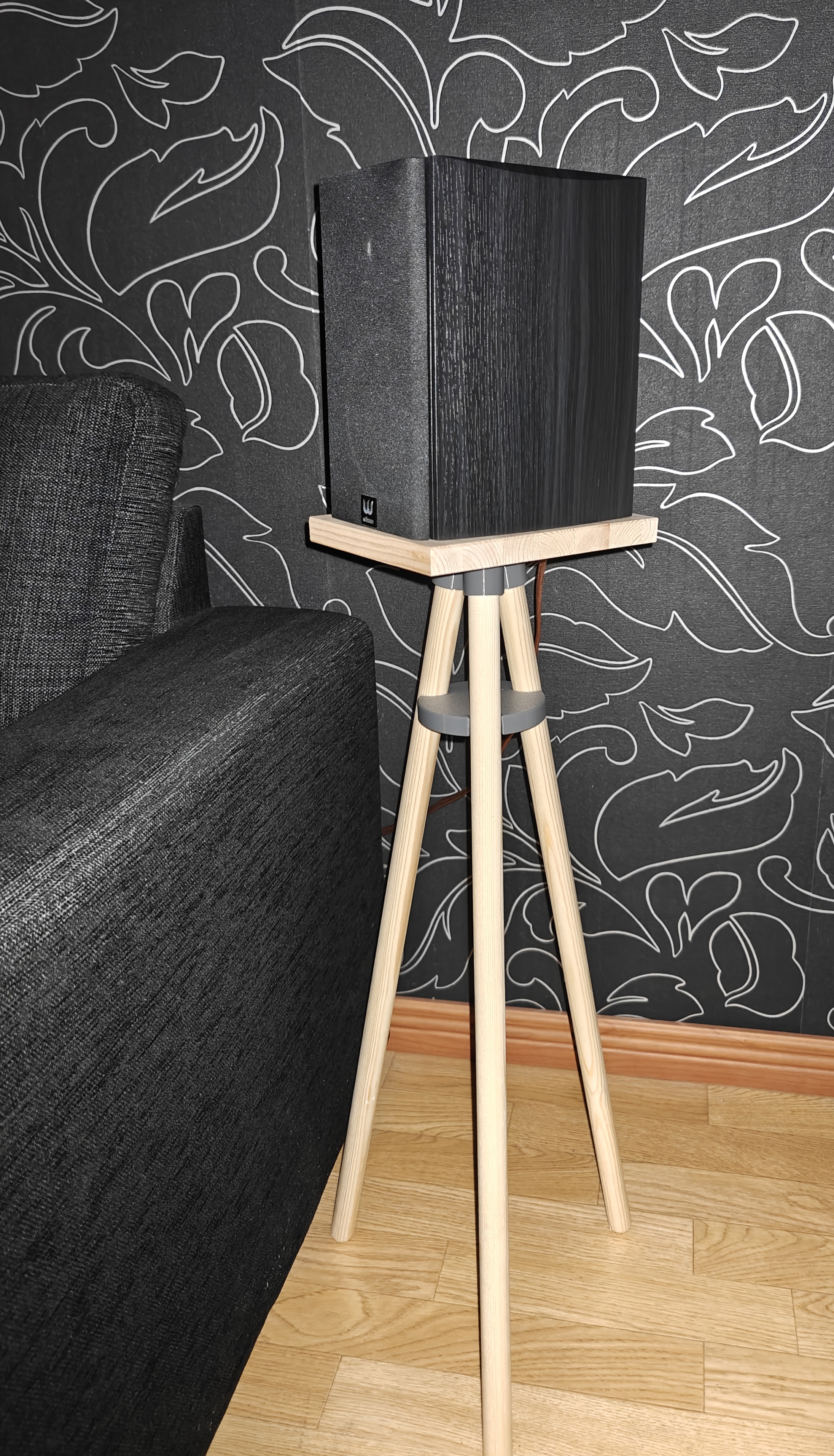 Broomstick stand