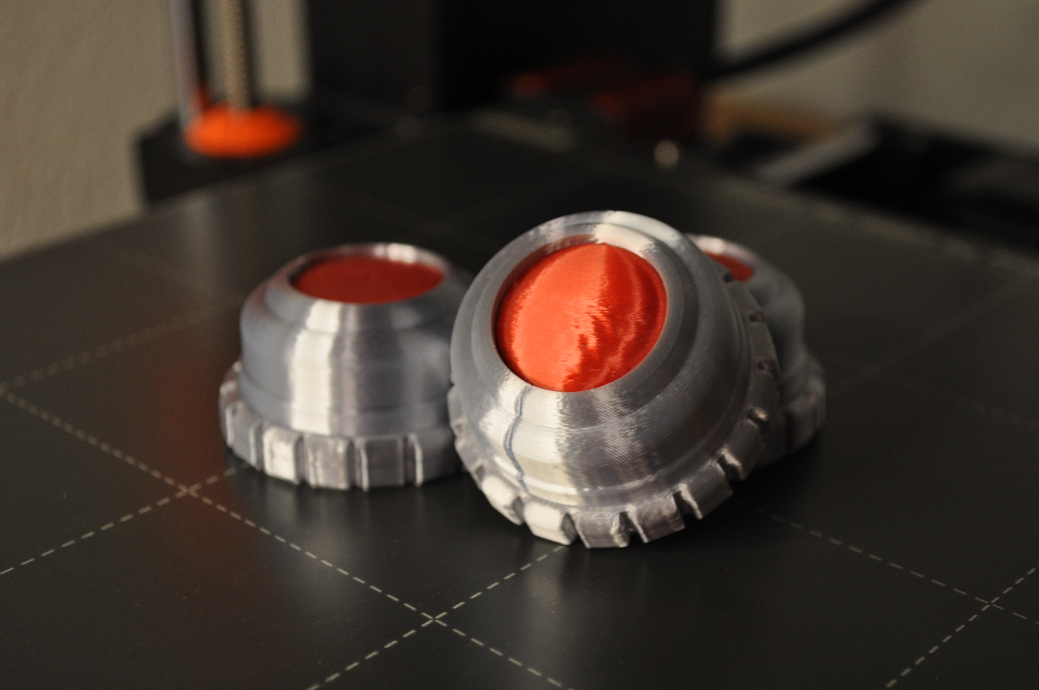 Mandalorian Grav Charge/Bomb (Sticks to metal!)