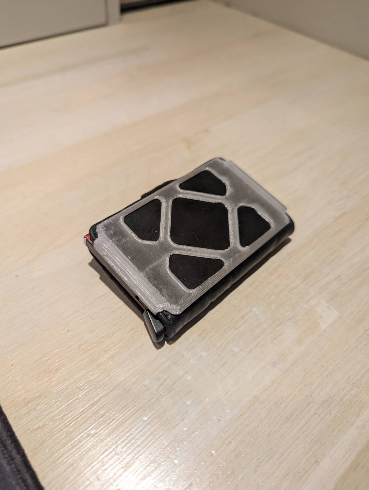 Keycard outside holder for SECRID leather wallets
