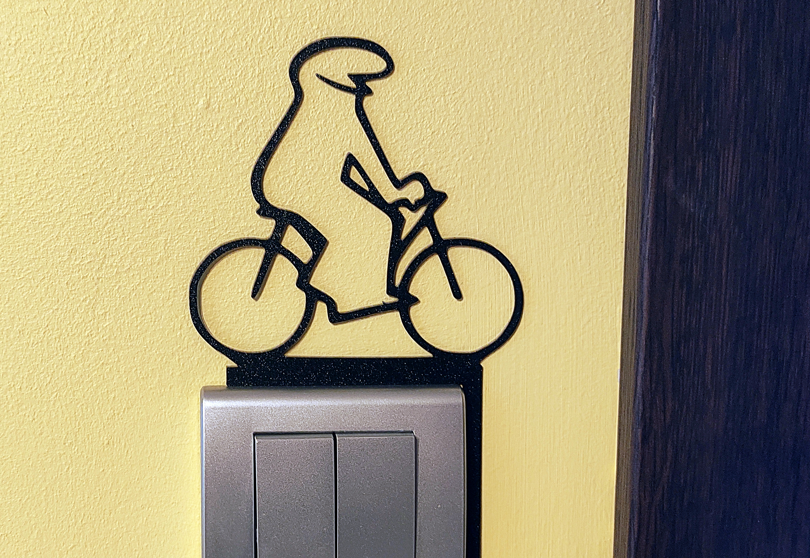 Funny Light Switch Gadget – La Linea Balum 92