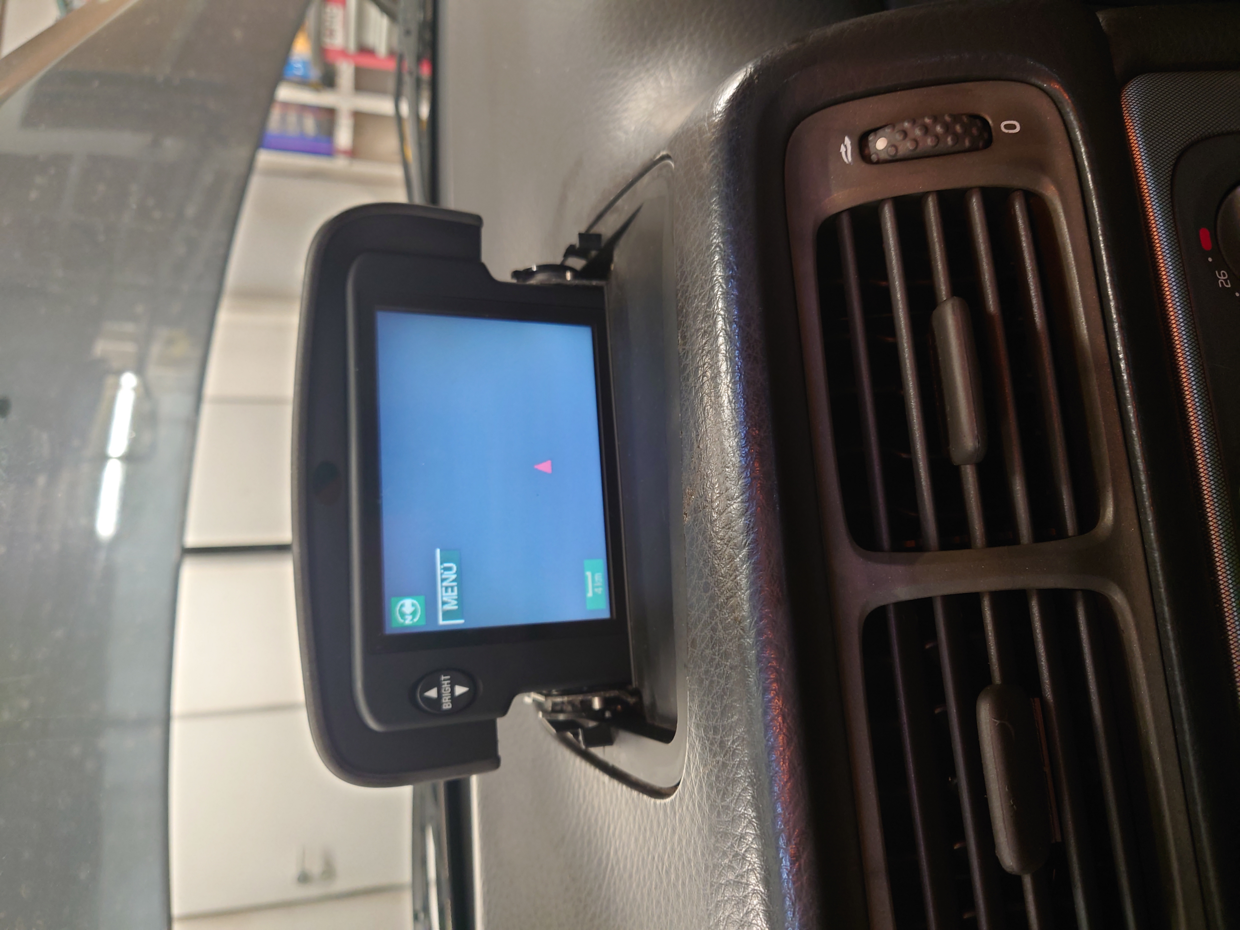 Volvo C70 display hinge — miniatura 4