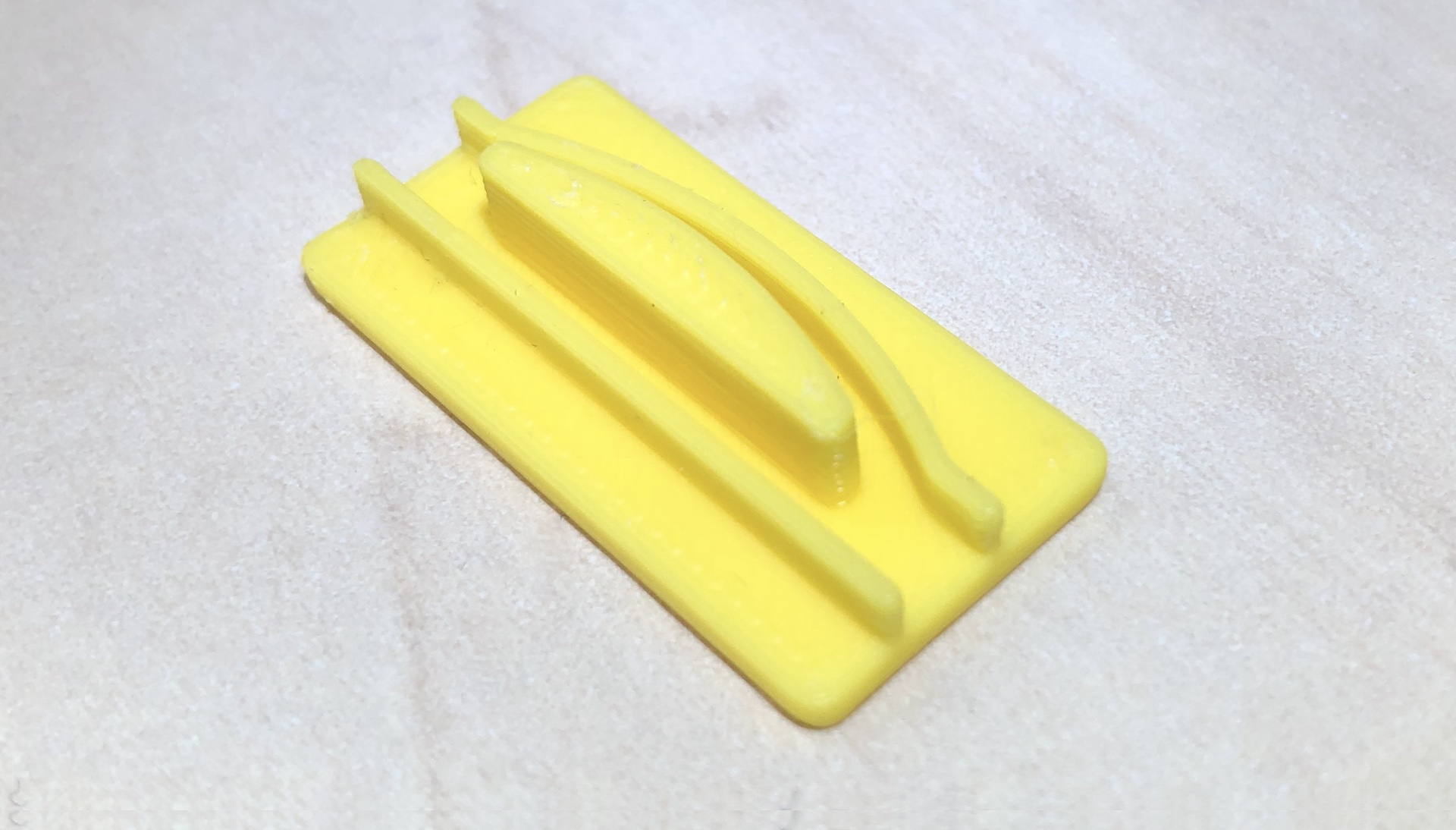 Filament clip v8 press-in-assist