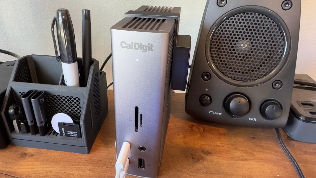 CalDigit TS4 Cooler by Layercraft Systems | Download free STL