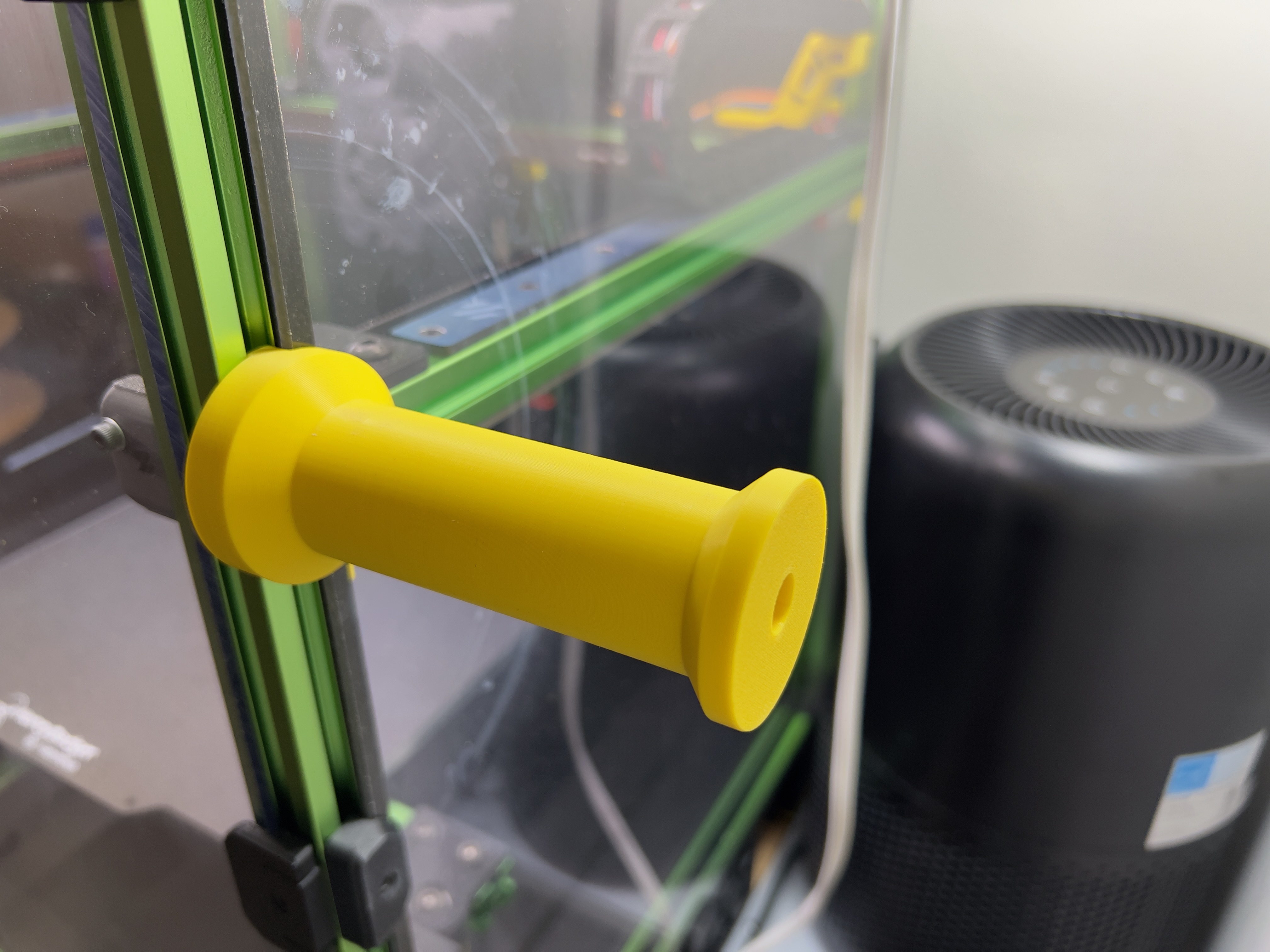 Rounded Spool Holder for Cardboard Spools by KiloQubit | Download free ...