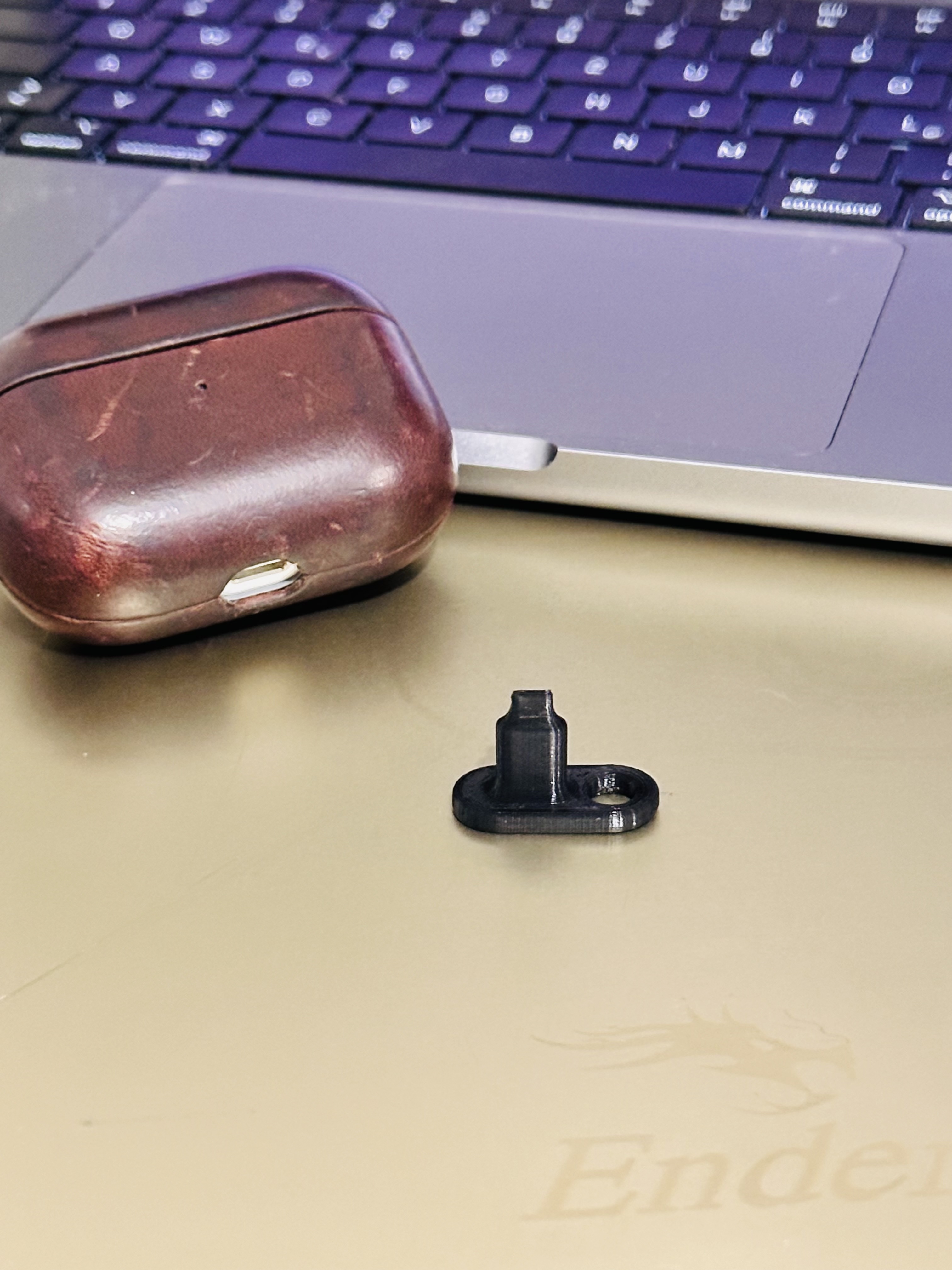 AirpodBuddy: AirPods Case Removal (Keychain) Tool