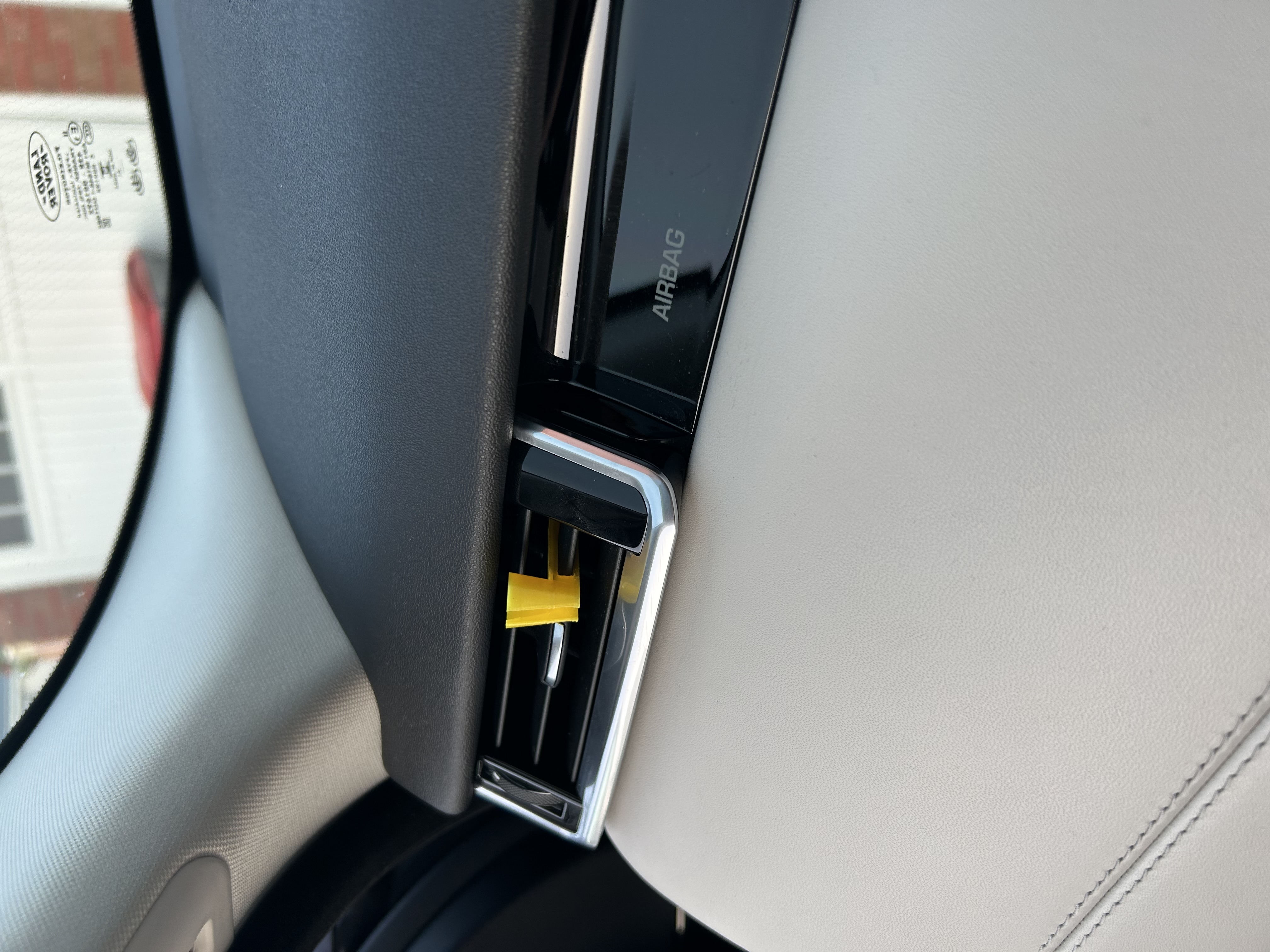 Miniatura 2 do modelo 3D Car Cable Holder