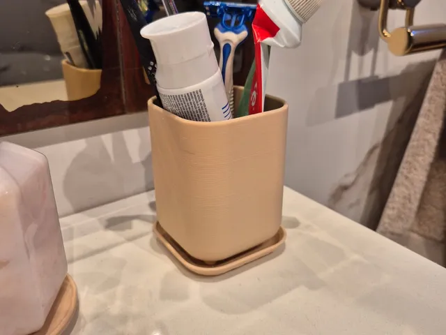 Contenedor cepillos de dientes  /  Toothbrush holder