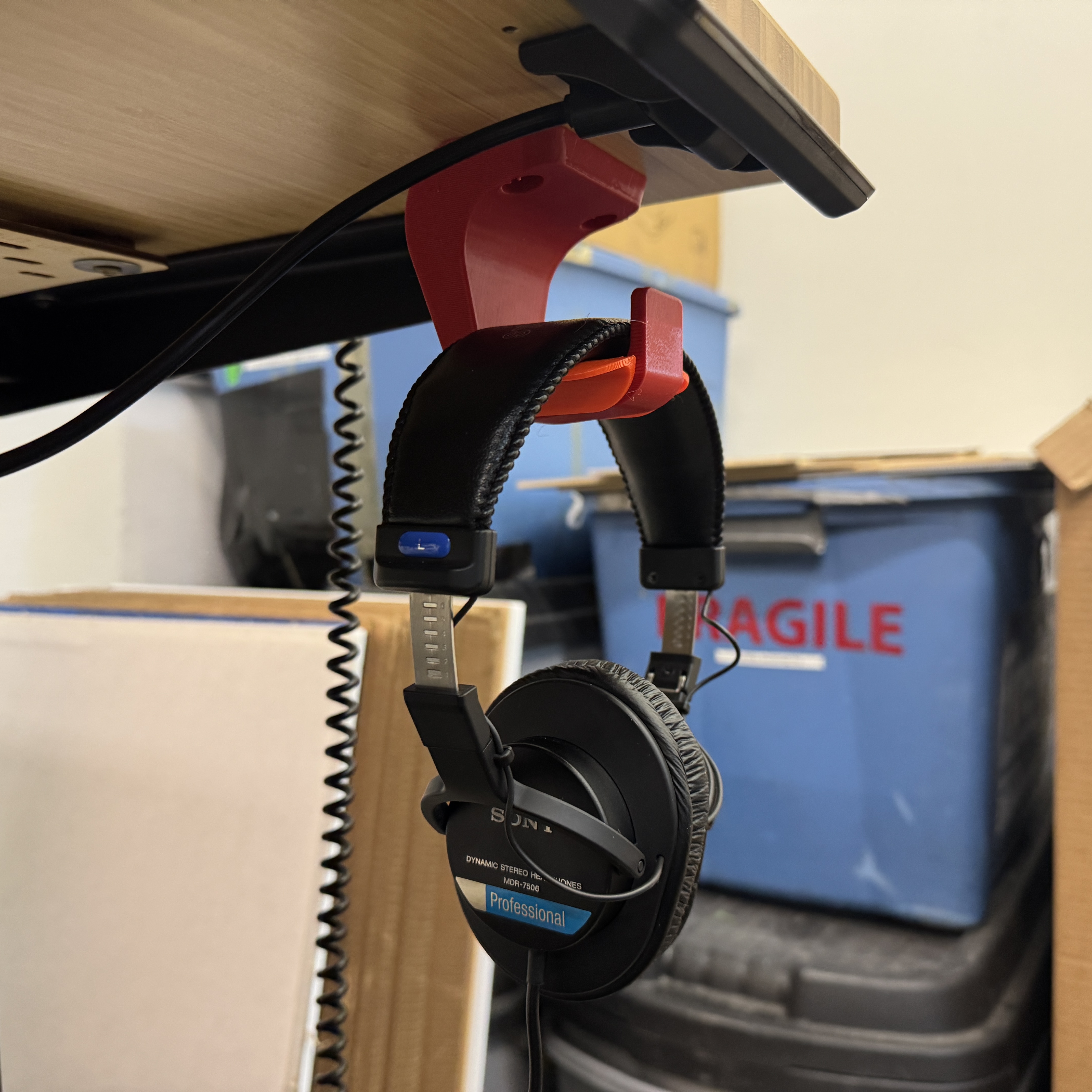 Headphone Hanging Hook (modified)
