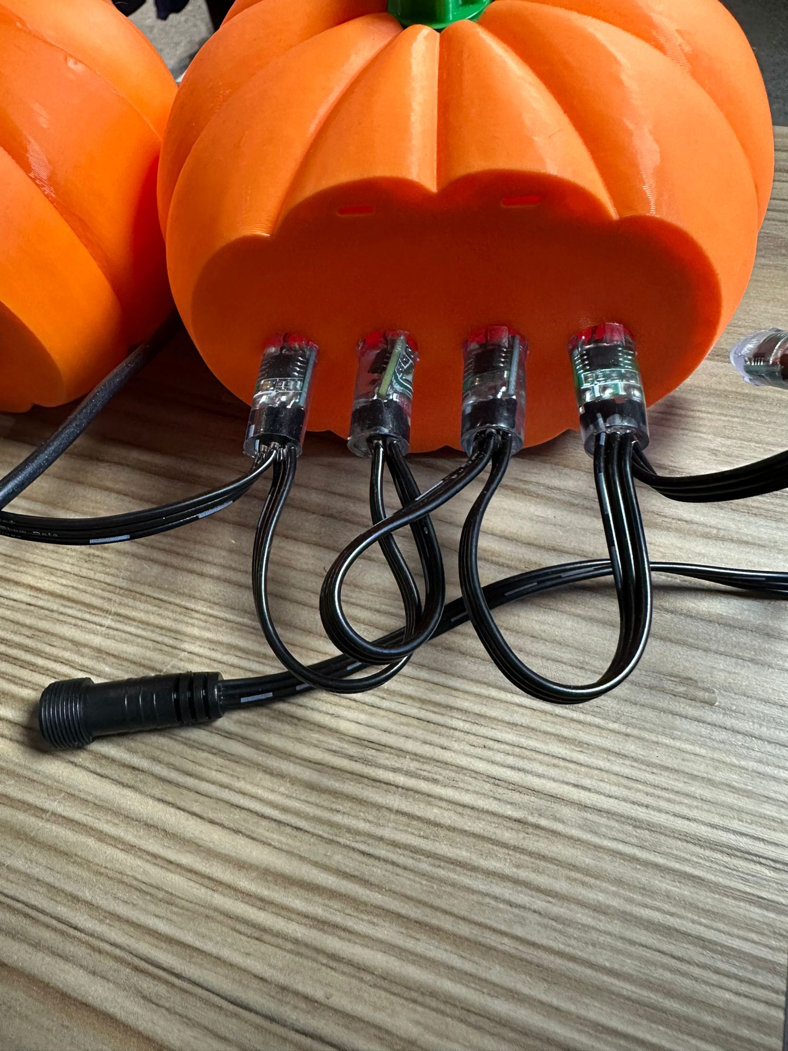 jack o lantern with back plate attached for 4 12mm pixels